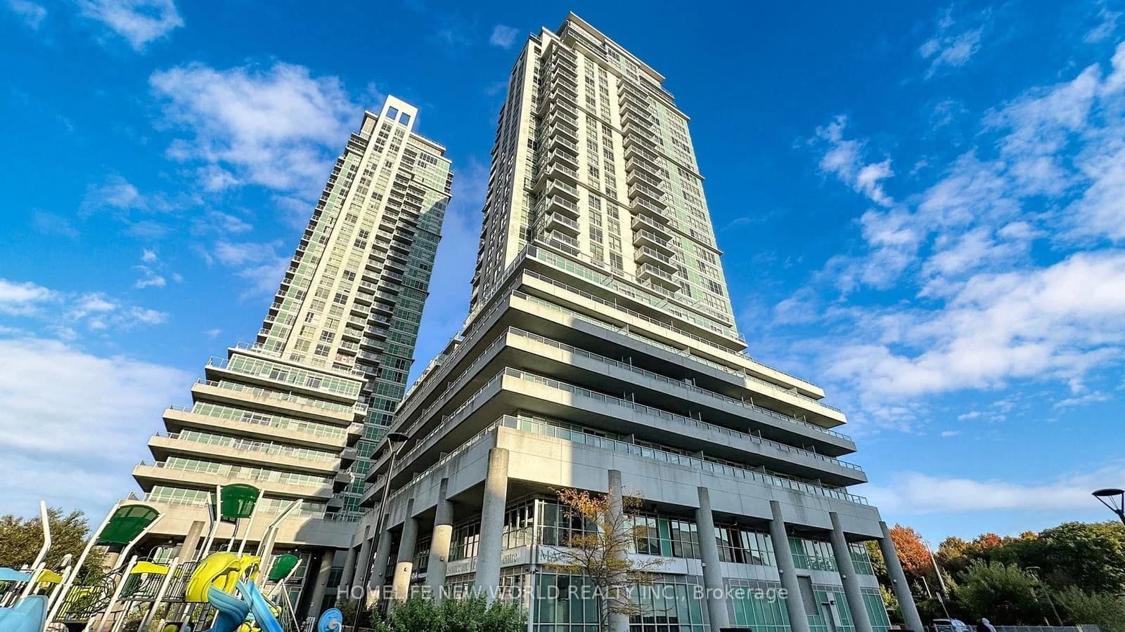 Photo of Town Centre Court in Toronto · Bendale