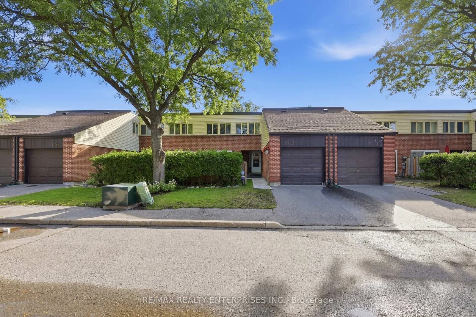 Photo of Glovers Road in Oshawa · Samac
