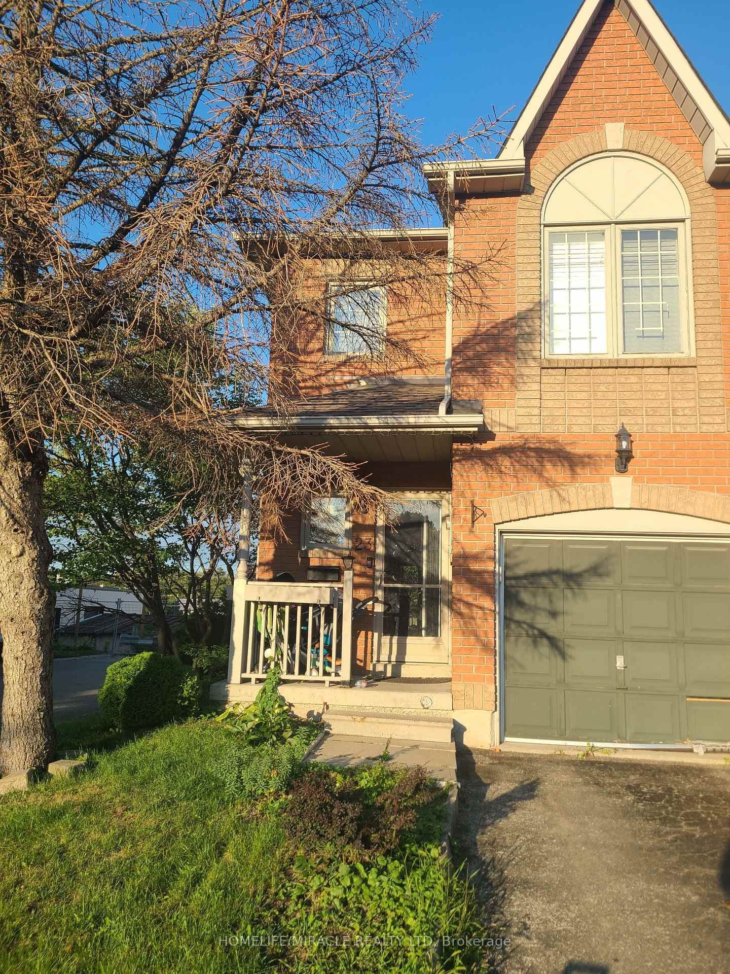 Photo of Kingston Road BSMT in Pickering · Village East
