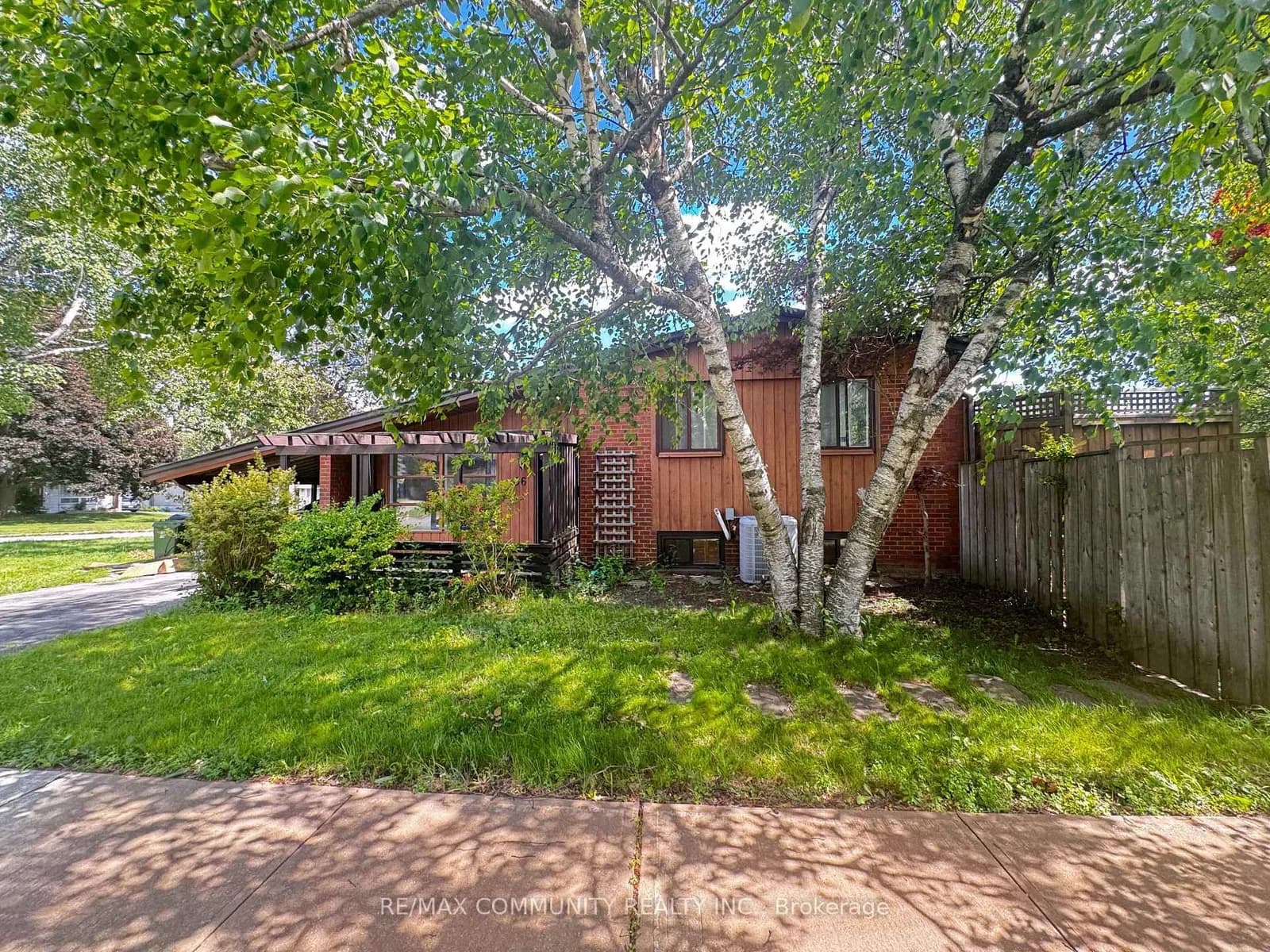 Photo of Benprice Court in Toronto · Woburn