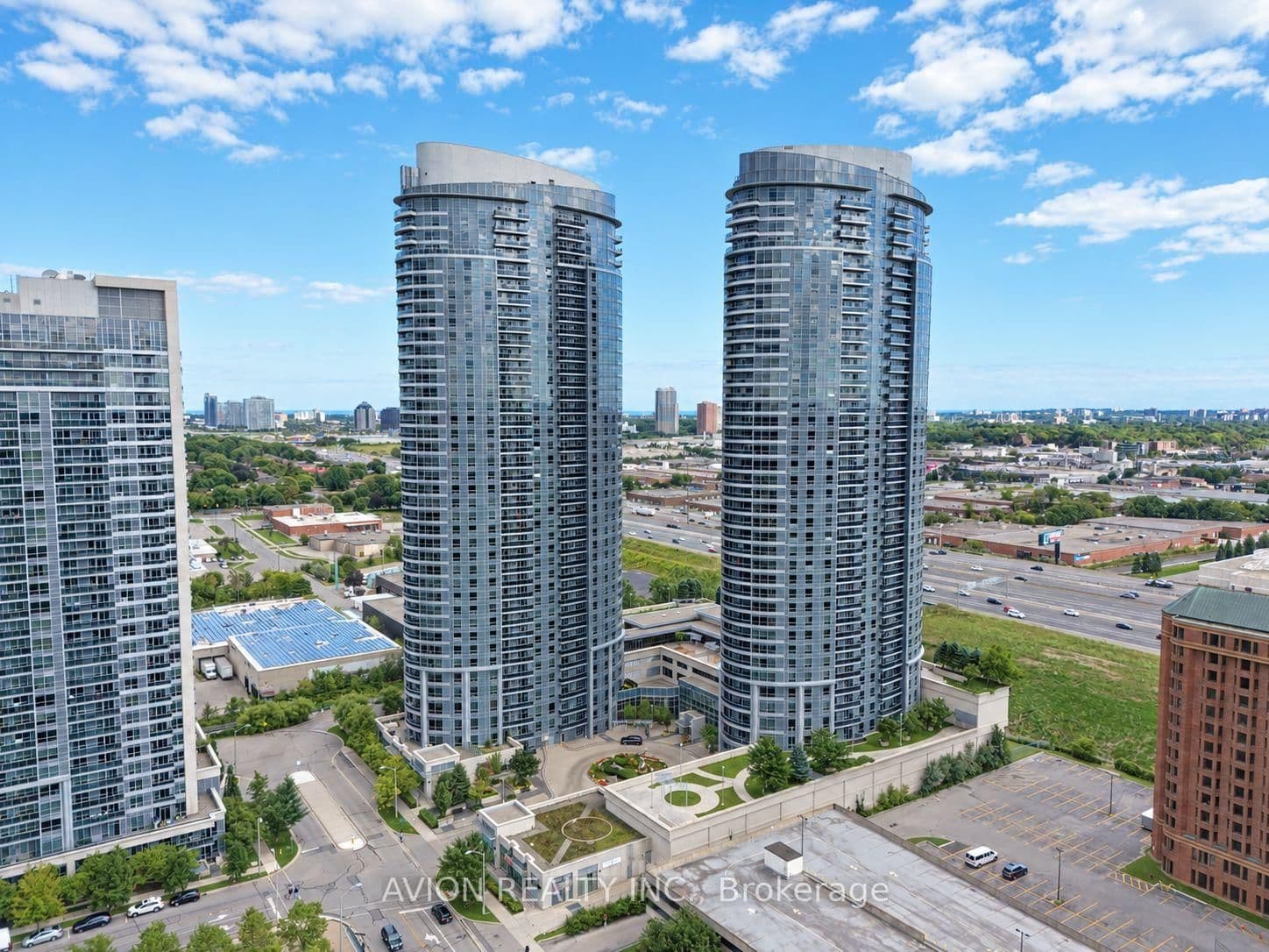 Photo of Village Green Square in Toronto · Agincourt South-Malvern West