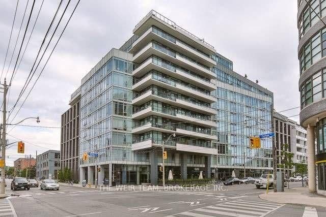 Photo of Dundas Street in Toronto · South Riverdale