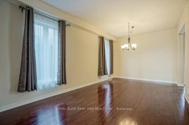 Coldstream Drive in Oshawa · Samac — photo 3