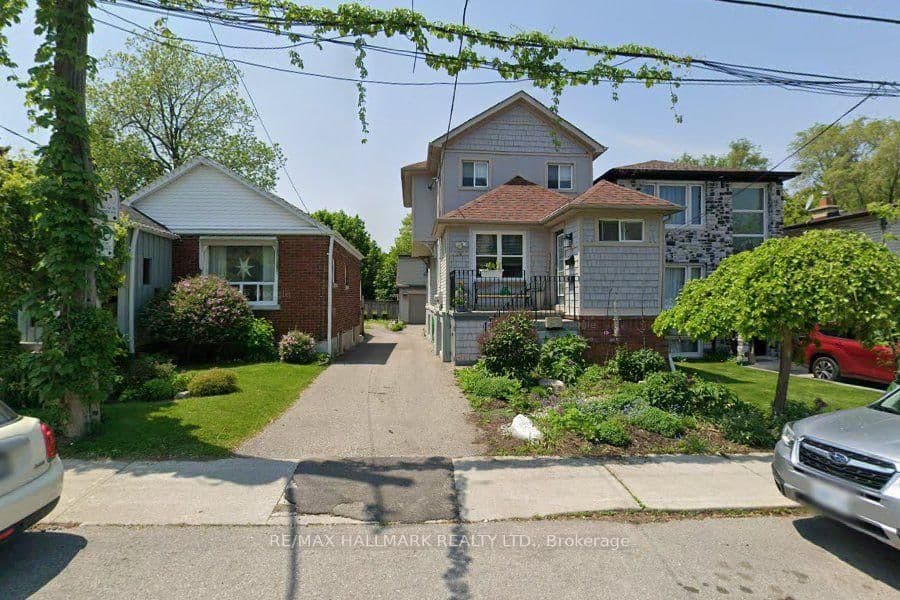 Photo of Harding Boulevard in Toronto · Birchcliffe-Cliffside
