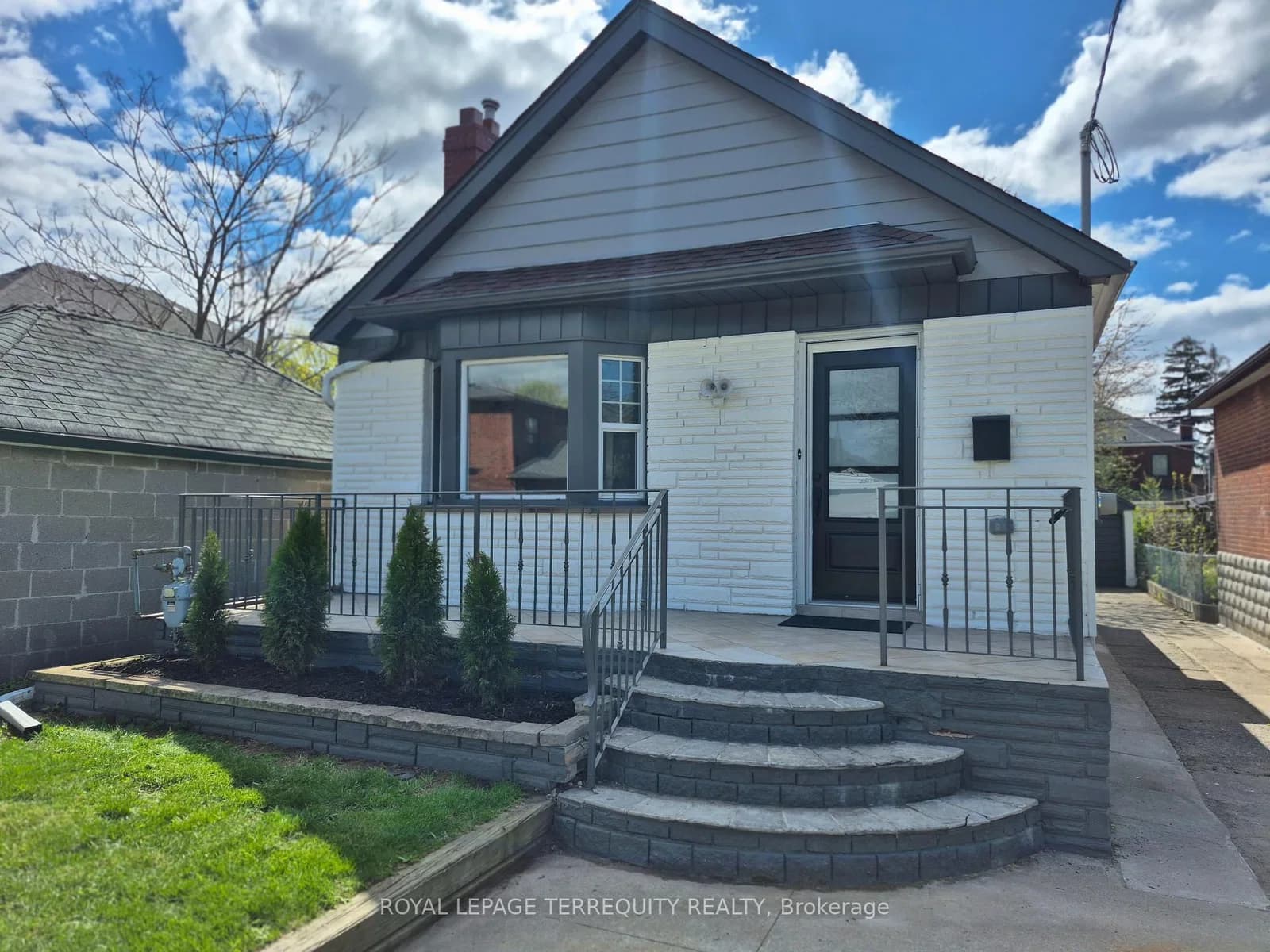 Leroy Avenue in Toronto · Danforth Village-East York — photo 2