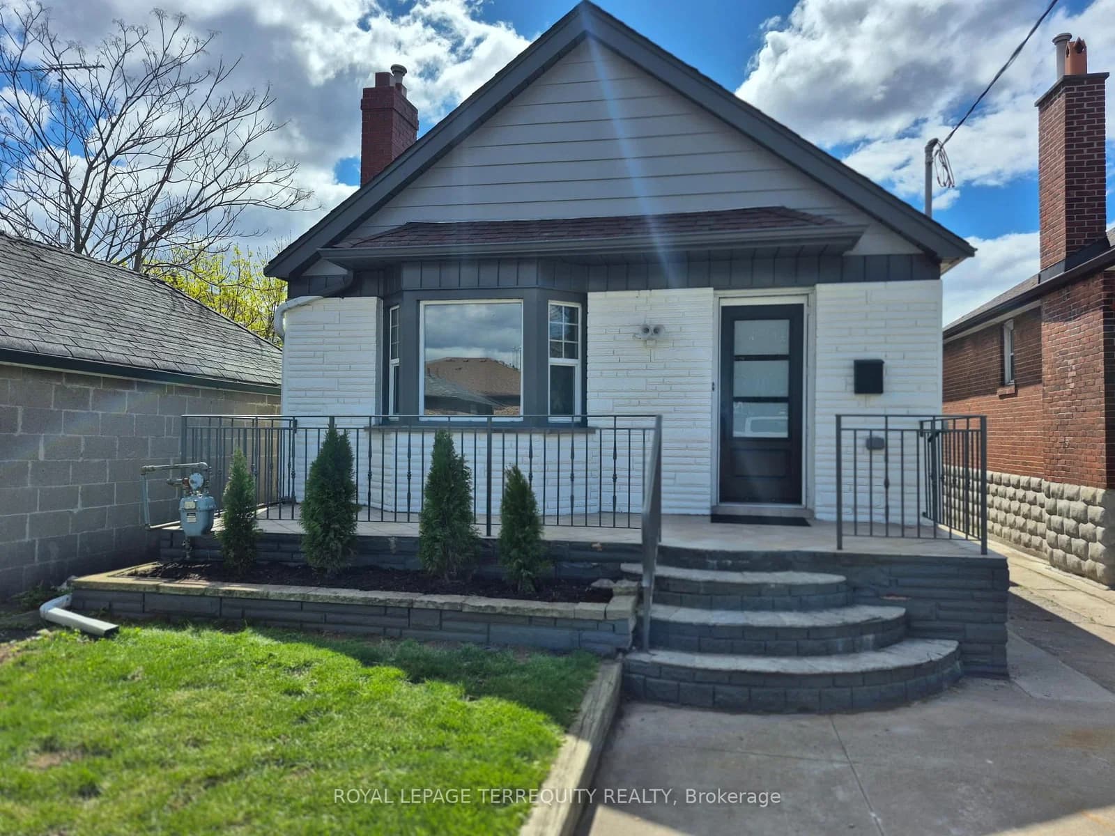 Leroy Avenue in Toronto · Danforth Village-East York — photo 3