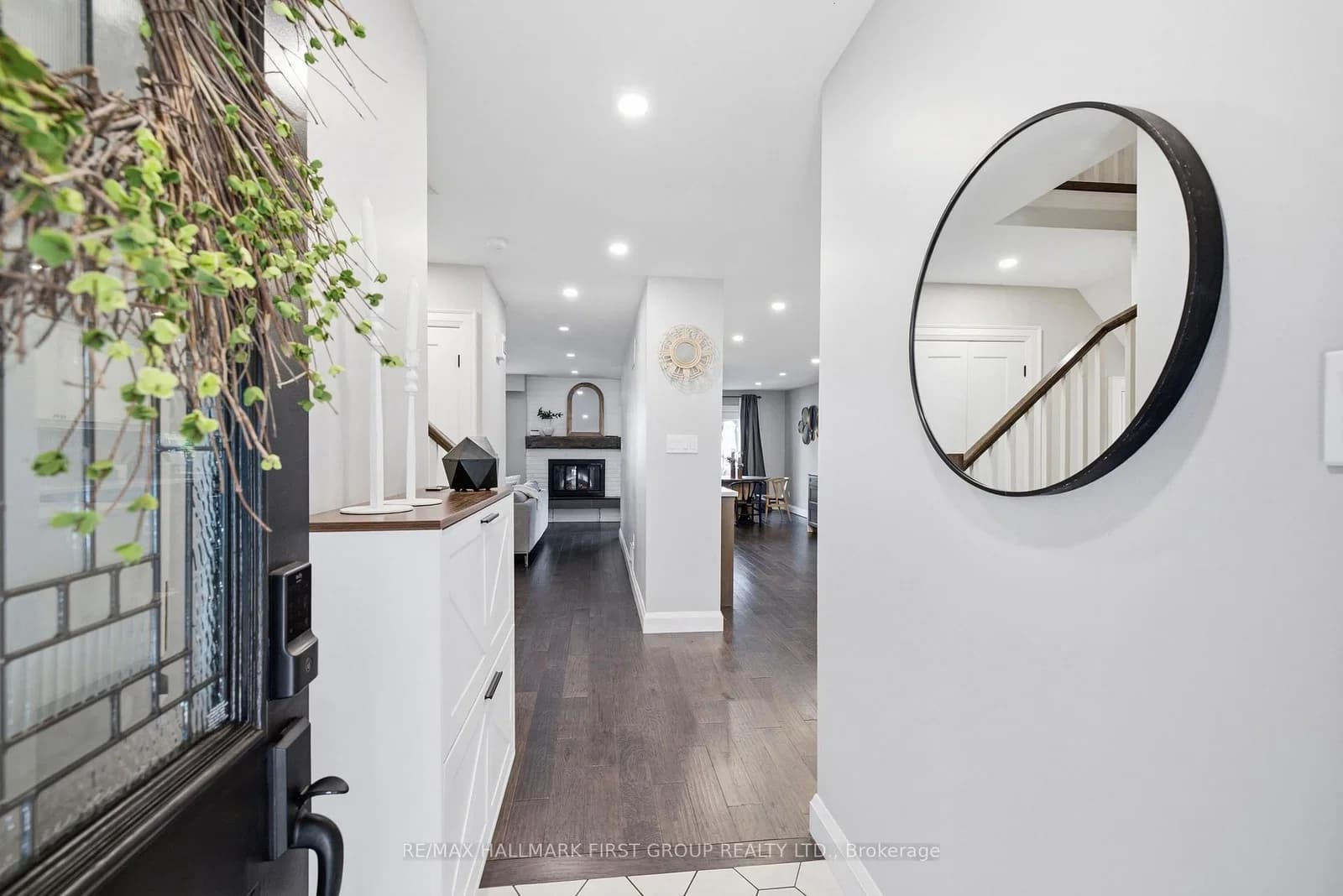 New Street in Pickering · Amberlea — photo 2