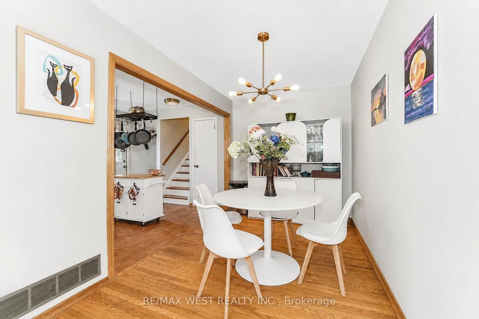 Valley Court in Oshawa · Lakeview — photo 3