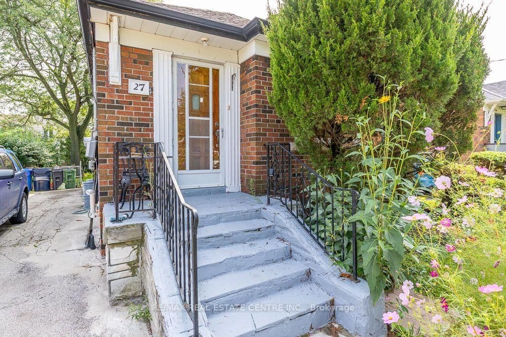 Photo of Innismore Crescent in Toronto · Wexford-Maryvale