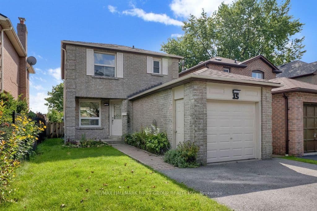 Photo of Millington Crescent in Ajax · Central