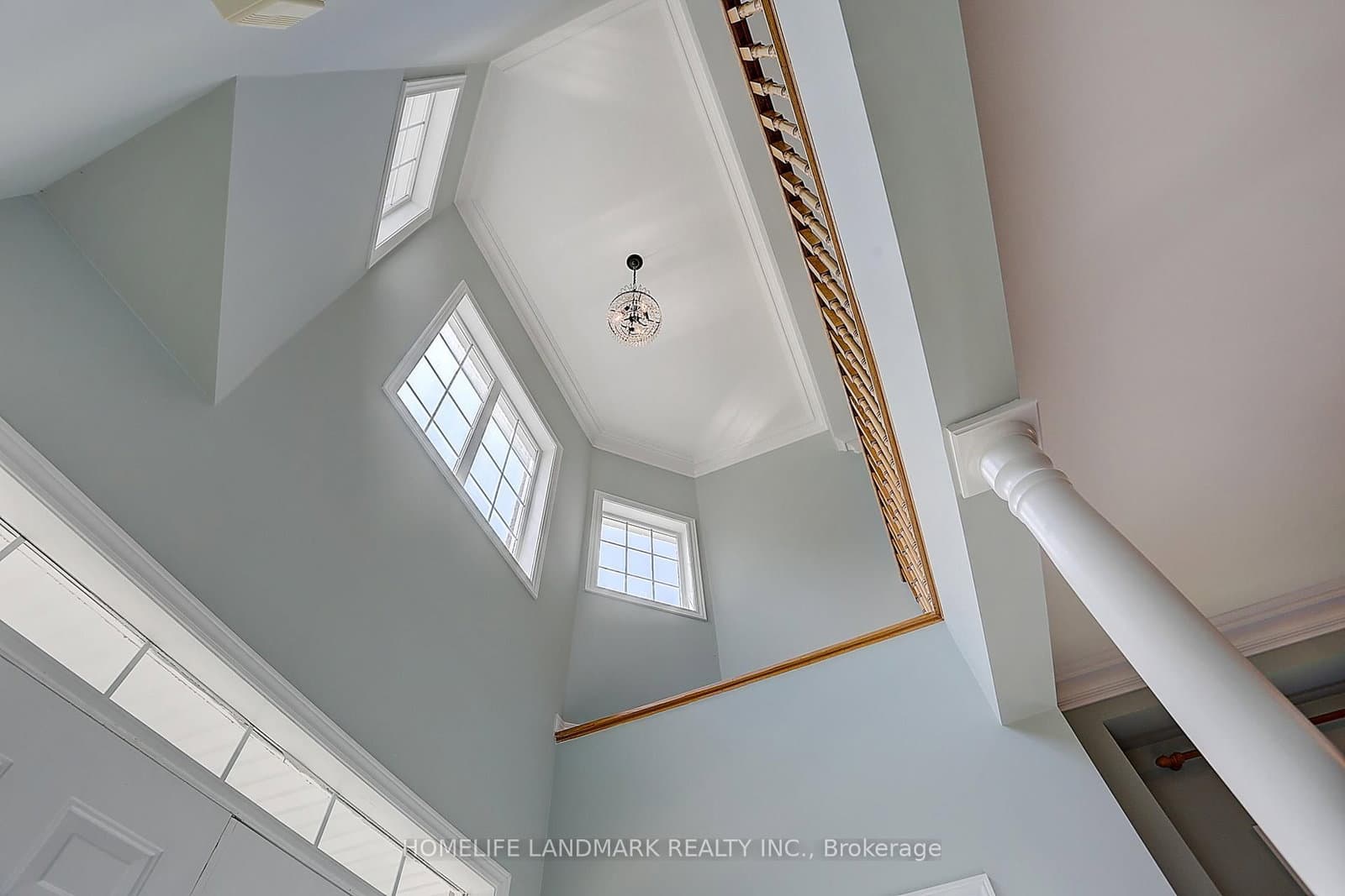 Elmrill Road in Markham · Berczy — photo 3