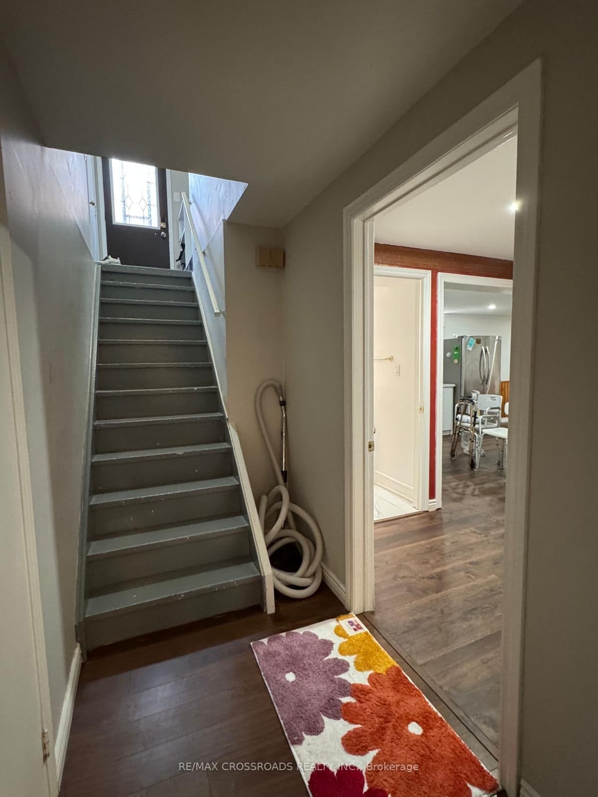 Romano Crescent in Vaughan · East Woodbridge — photo 3