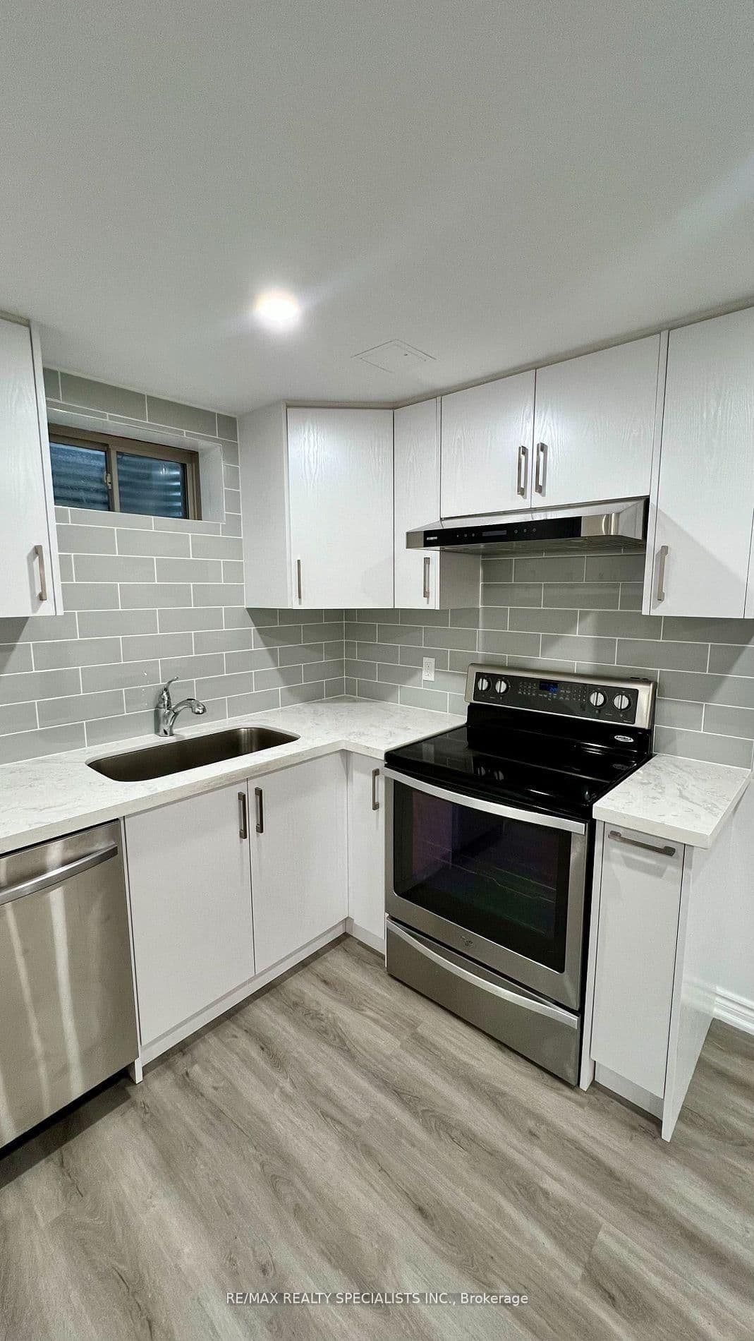 Photo of Schwalm Crescent in New Tecumseth · Tottenham