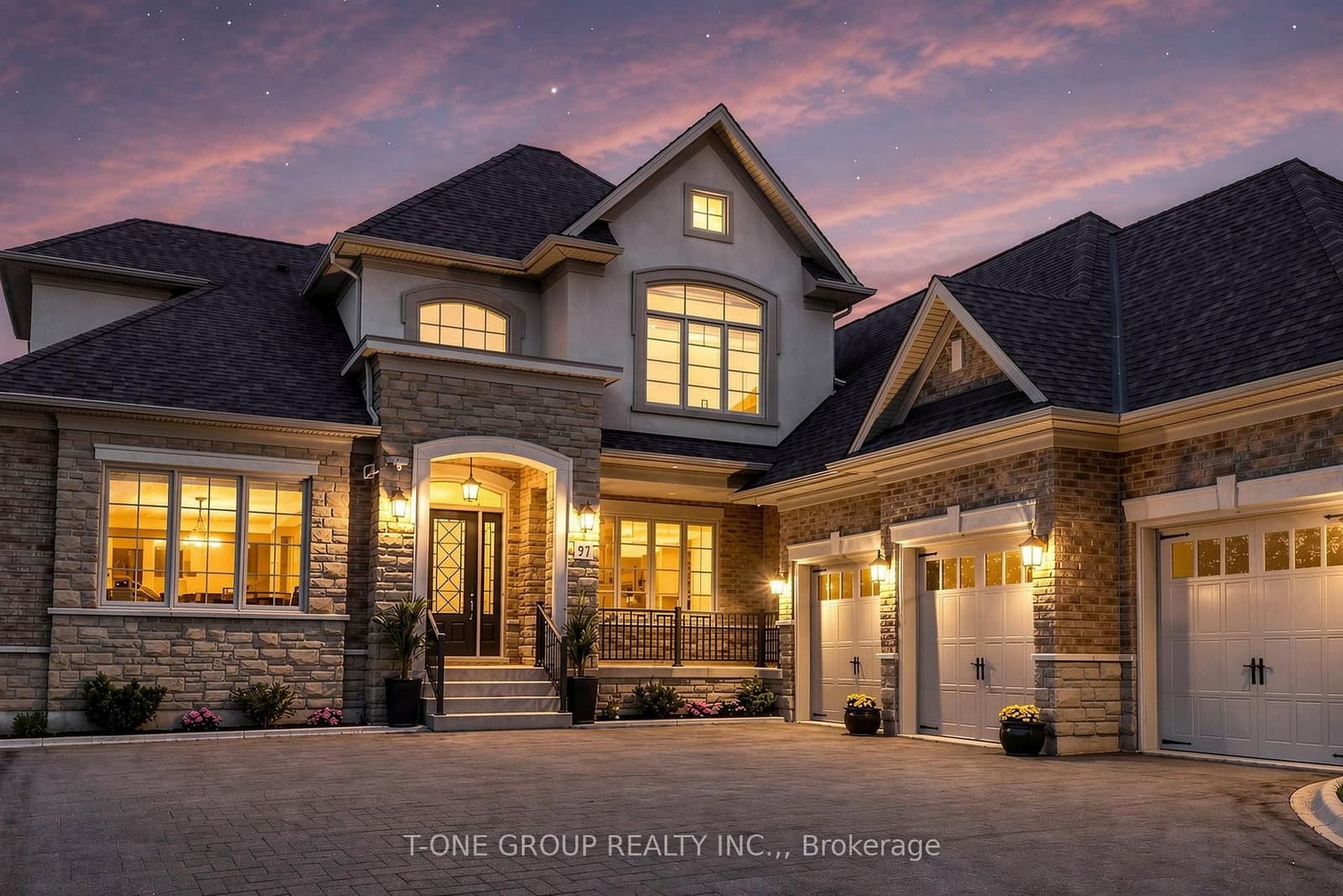 Photo of Chuck Ormsby Crescent in King · King City