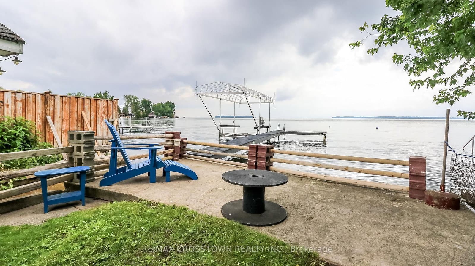 Crystal Beach Road in Innisfil · Alcona — photo 3