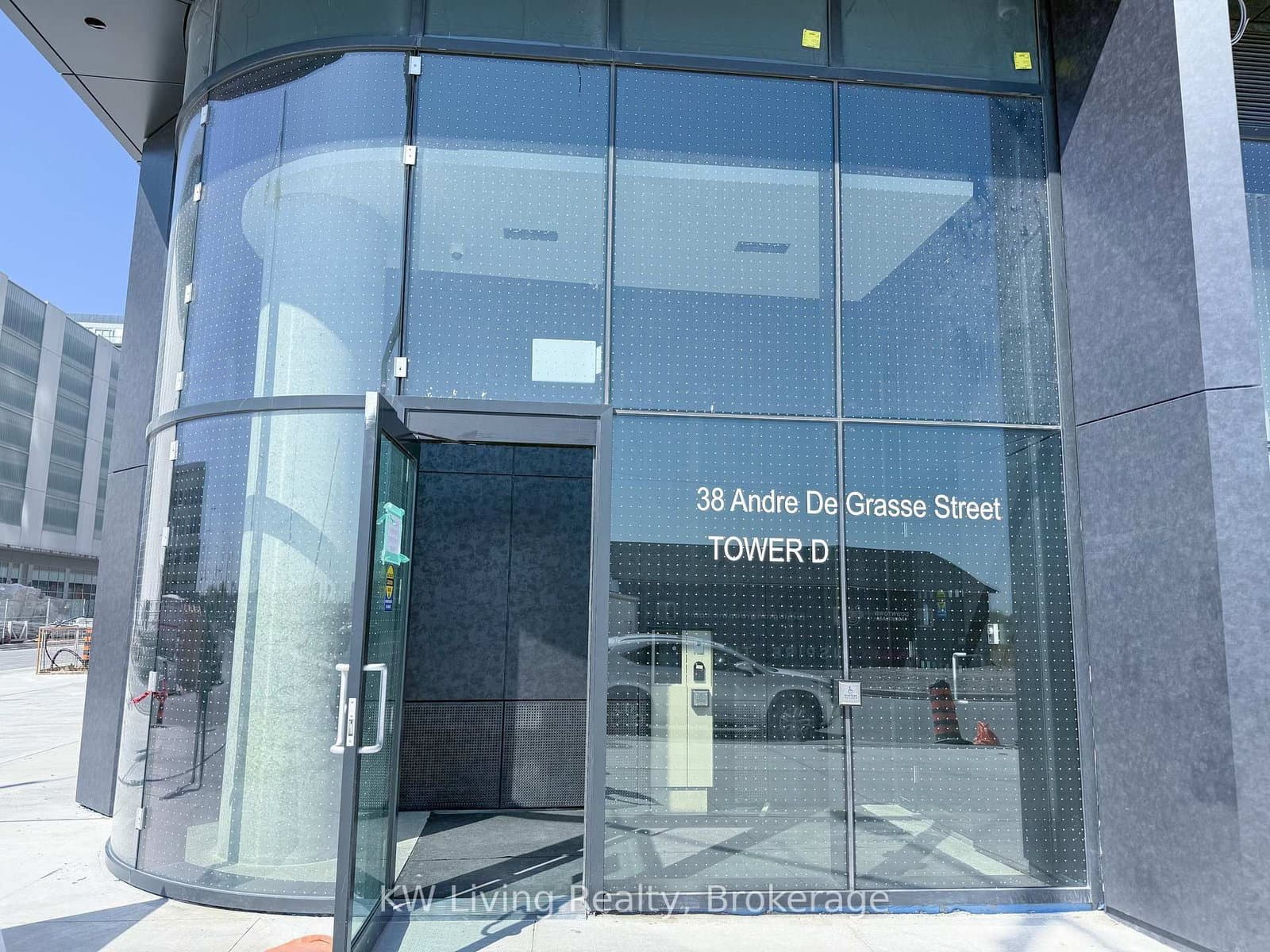 Photo of Andre De Grasse Street in Markham · Unionville