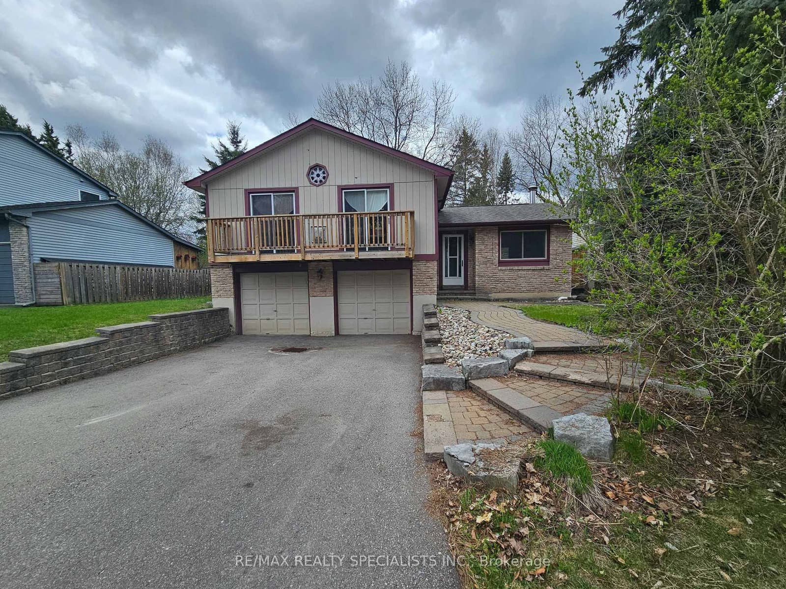 Photo of JANETTE Street in Newmarket · Huron Heights-Leslie Valley