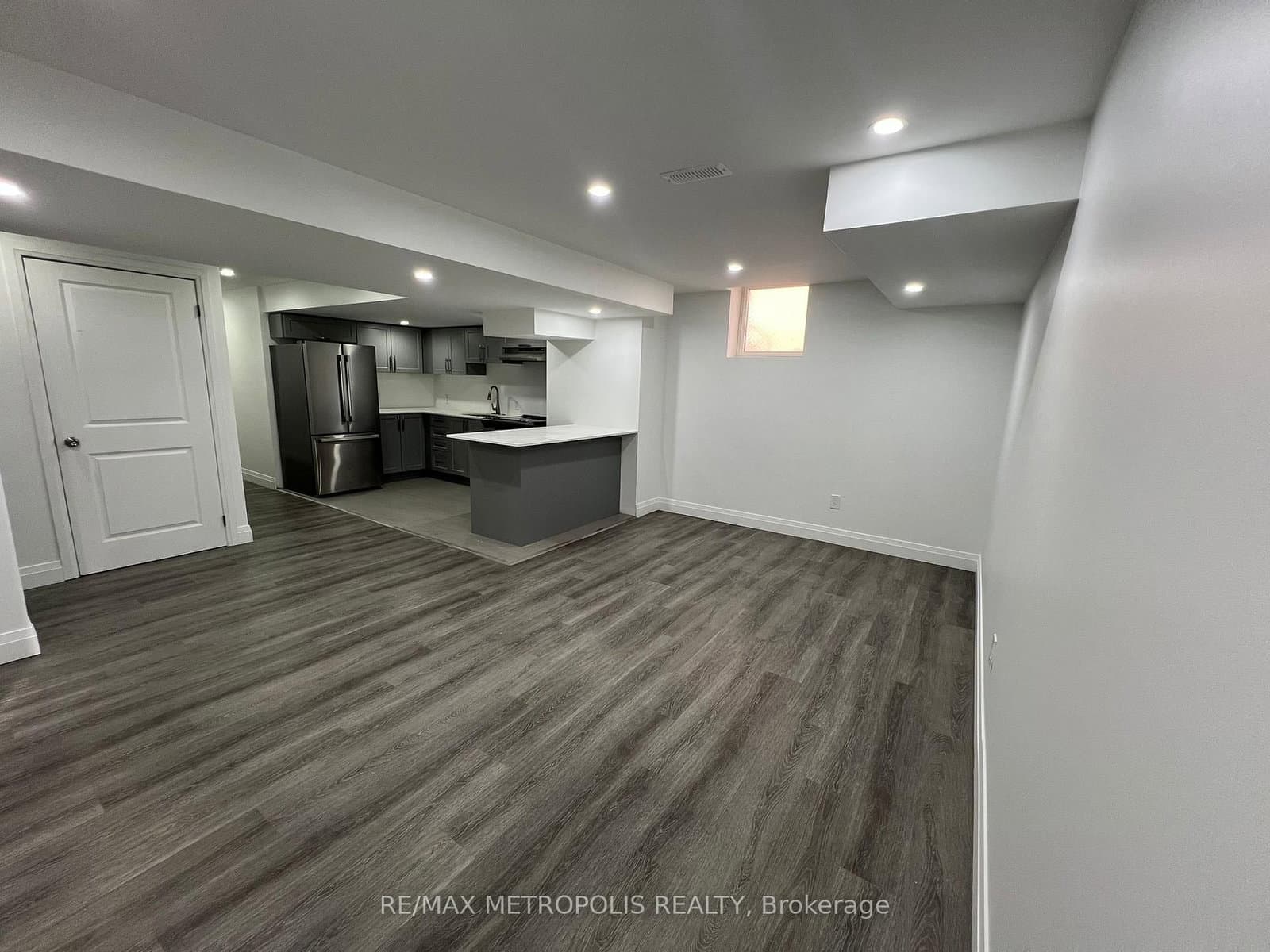 Frank Kelly Drive in East Gwillimbury · Holland Landing — photo 2