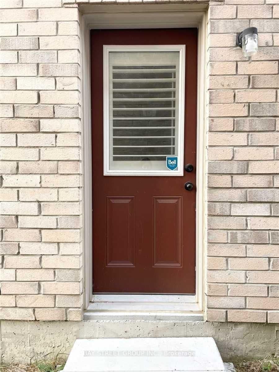 Brownsberger Road in Whitchurch-Stouffville · Stouffville — photo 2