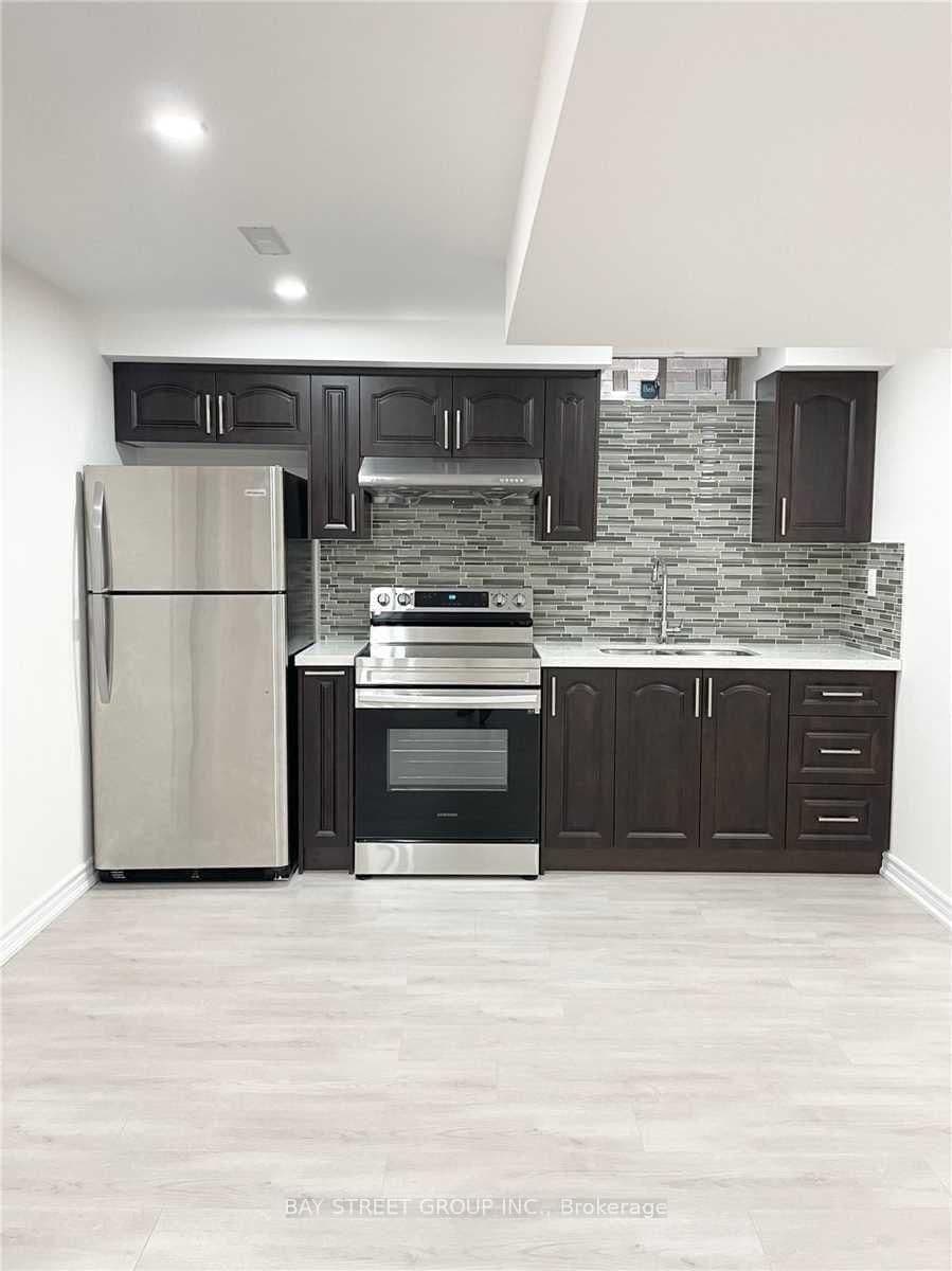 Brownsberger Road in Whitchurch-Stouffville · Stouffville — photo 3