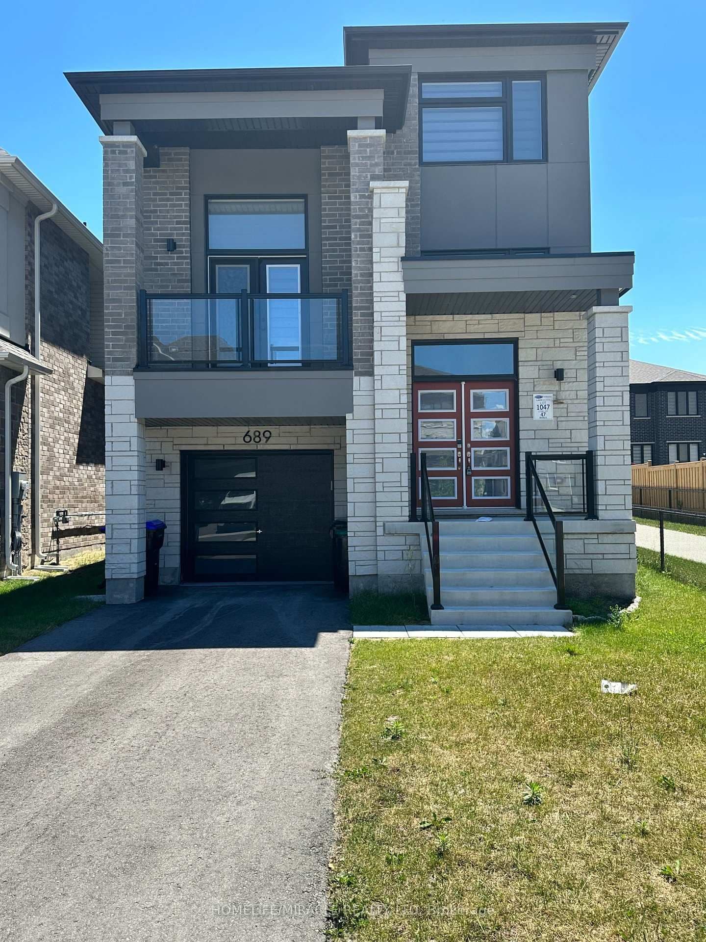 Photo of Mika Street in Innisfil · Rural Innisfil