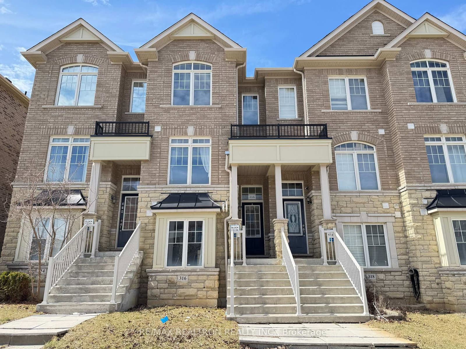 Photo of Delray Drive in Markham · Greensborough