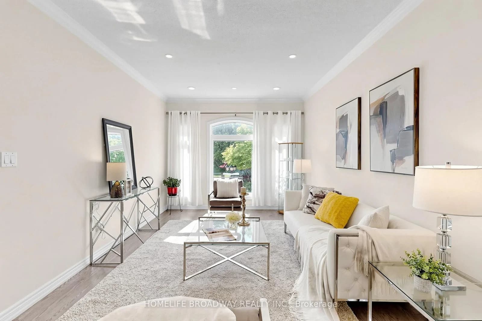Village Gate Drive in Markham · Cachet — photo 2