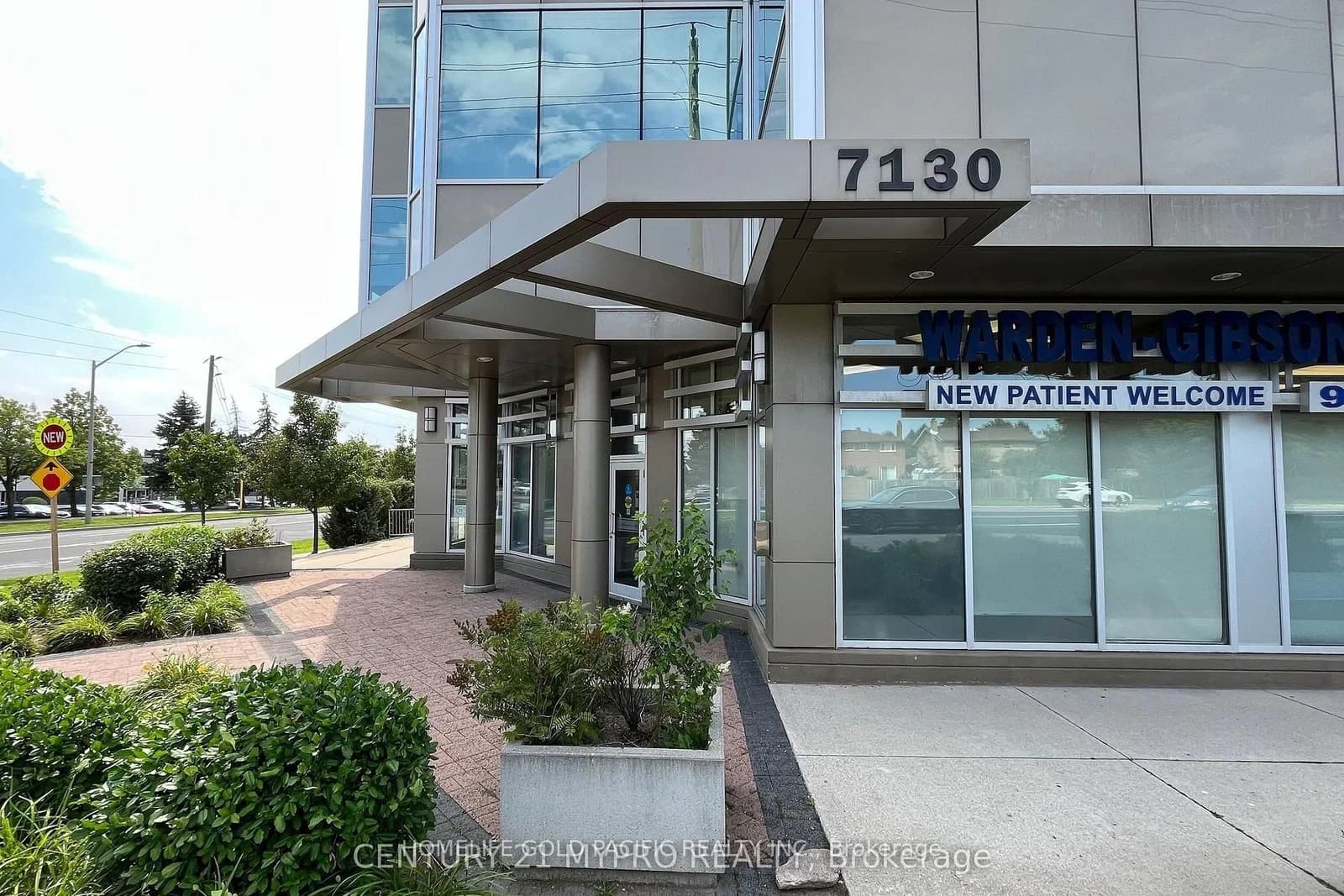 Warden Avenue, # in Markham · Milliken Mills West — photo 2
