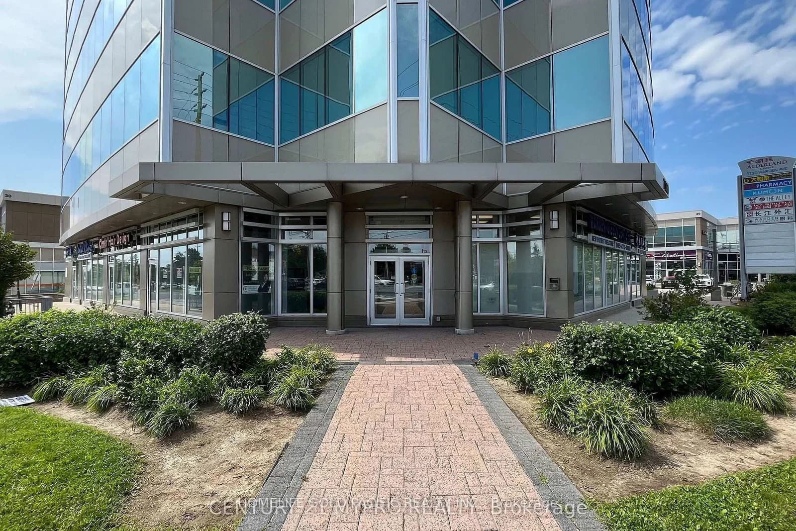 Warden Avenue, # in Markham · Milliken Mills West — photo 3