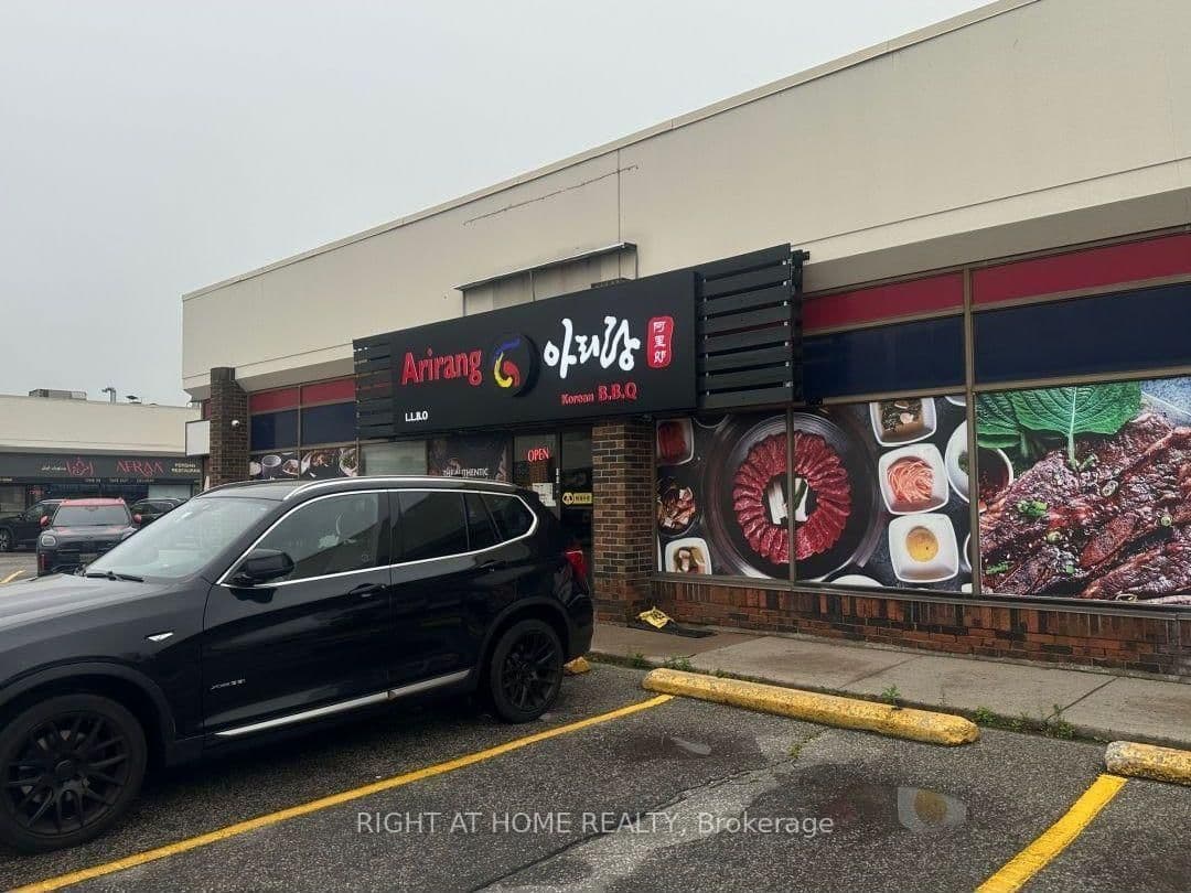 Photo of Steeles Avenue in Vaughan · Crestwood-Springfarm-Yorkhill