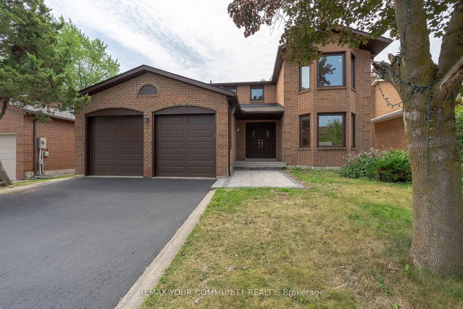 Photo of Houseman Crescent in Richmond Hill · North Richvale