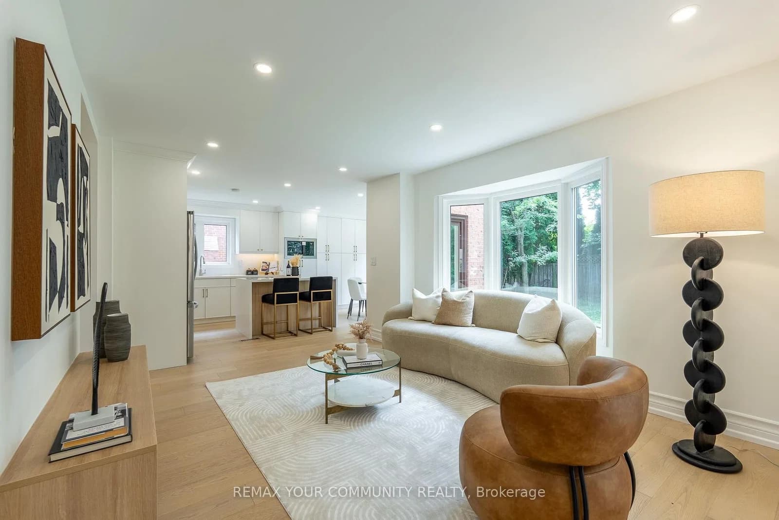 Houseman Crescent in Richmond Hill · North Richvale — photo 3