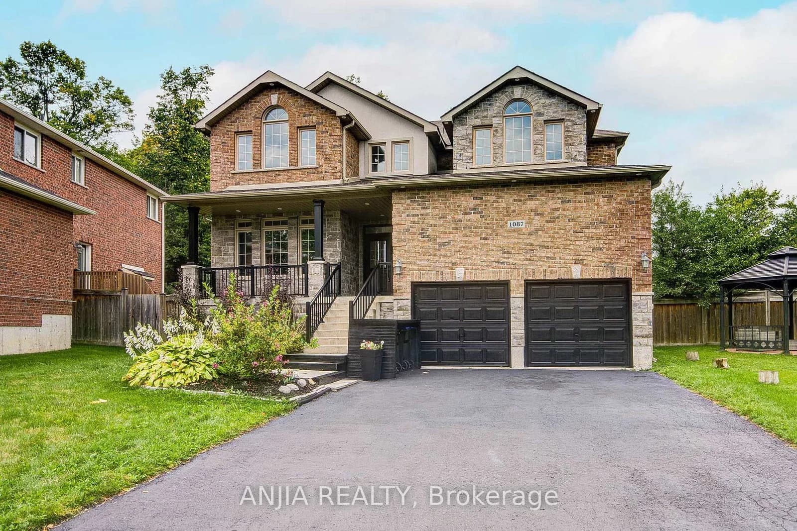 Photo of Nantyr Drive in Innisfil · Alcona