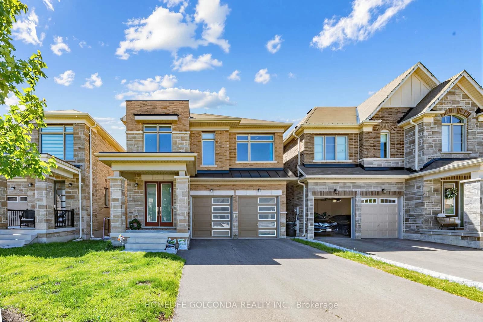 Photo of sprucedale Sprucedale Way in Whitchurch-Stouffville · Stouffville