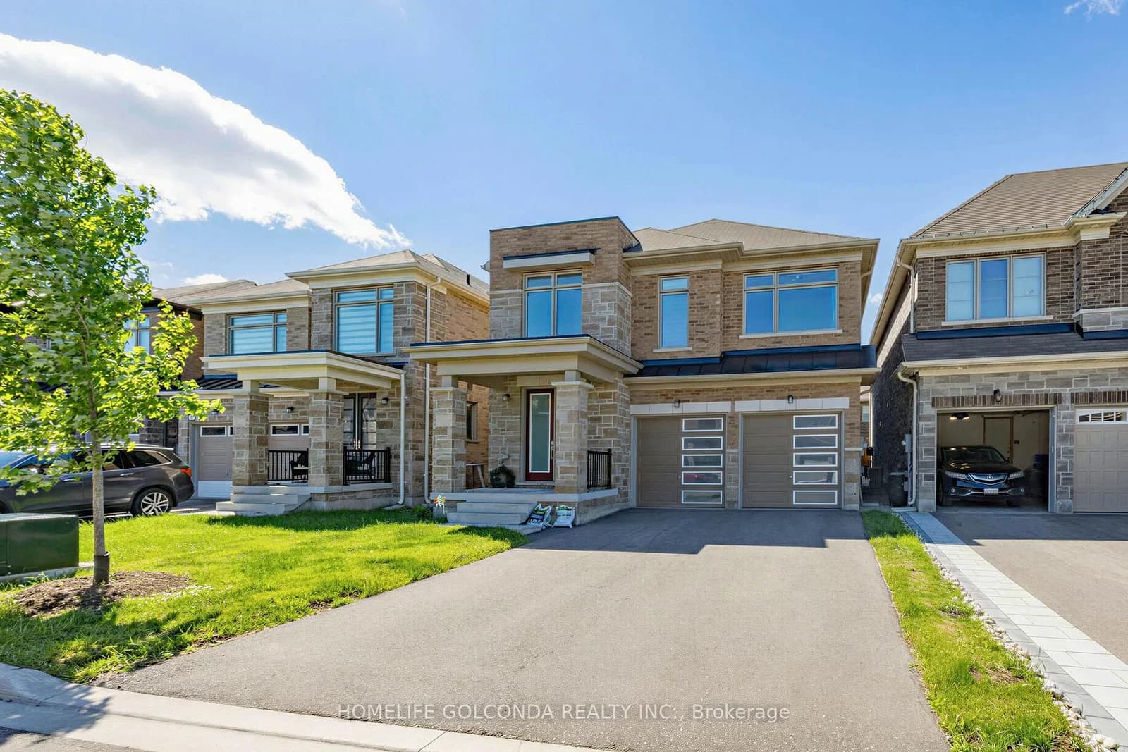 sprucedale Sprucedale Way in Whitchurch-Stouffville · Stouffville — photo 2