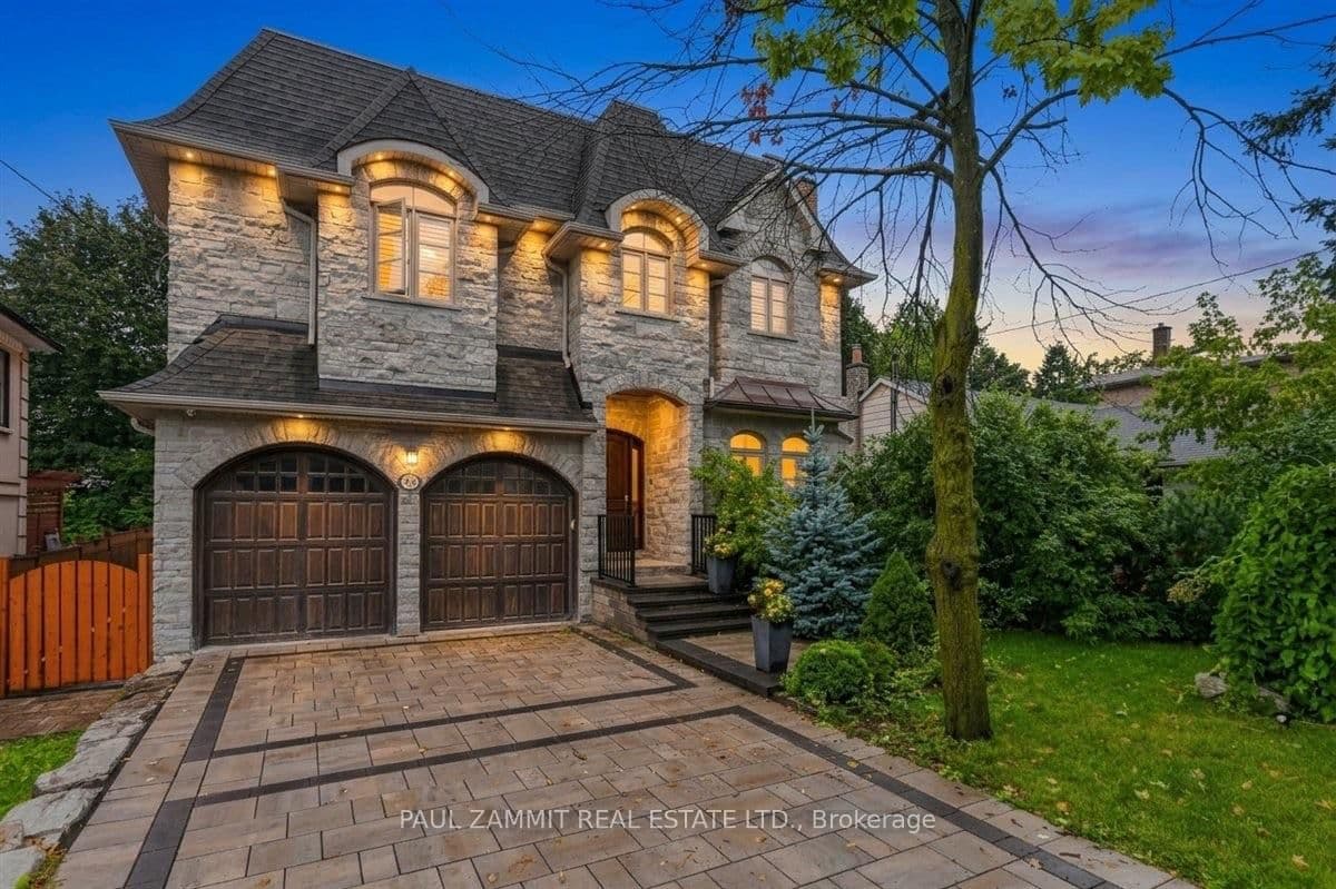 Photo of Grandview Avenue in Markham · Grandview