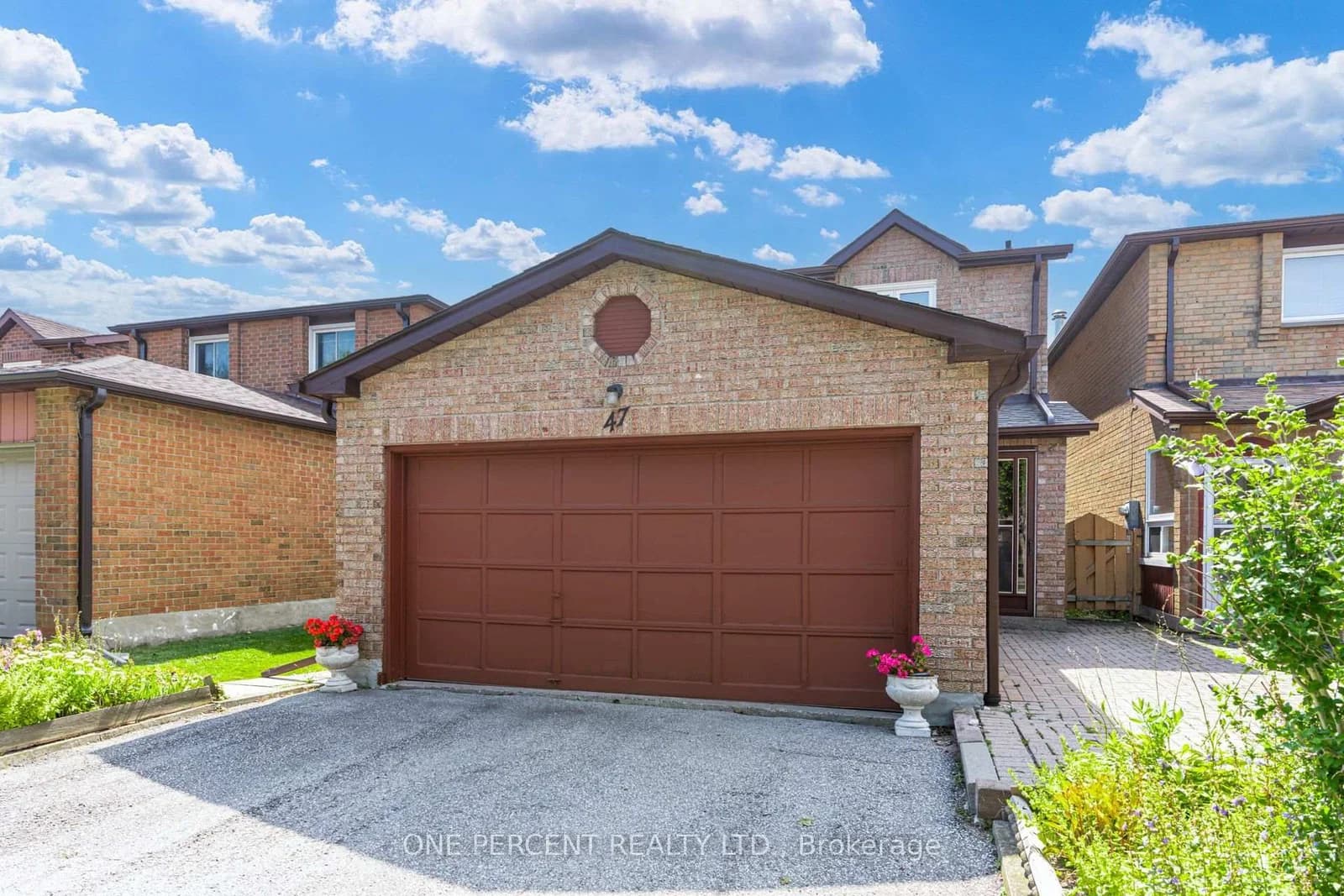 Hendon Road in Markham · Milliken Mills East — photo 2