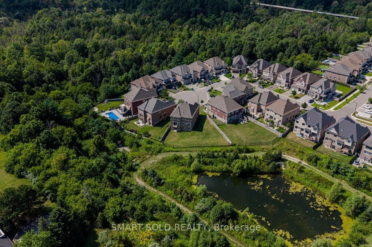 Stormont Trail in Vaughan · Vellore Village — photo 2