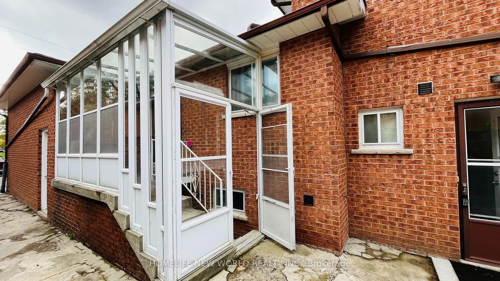 Weldrick Road in Richmond Hill · North Richvale — photo 2