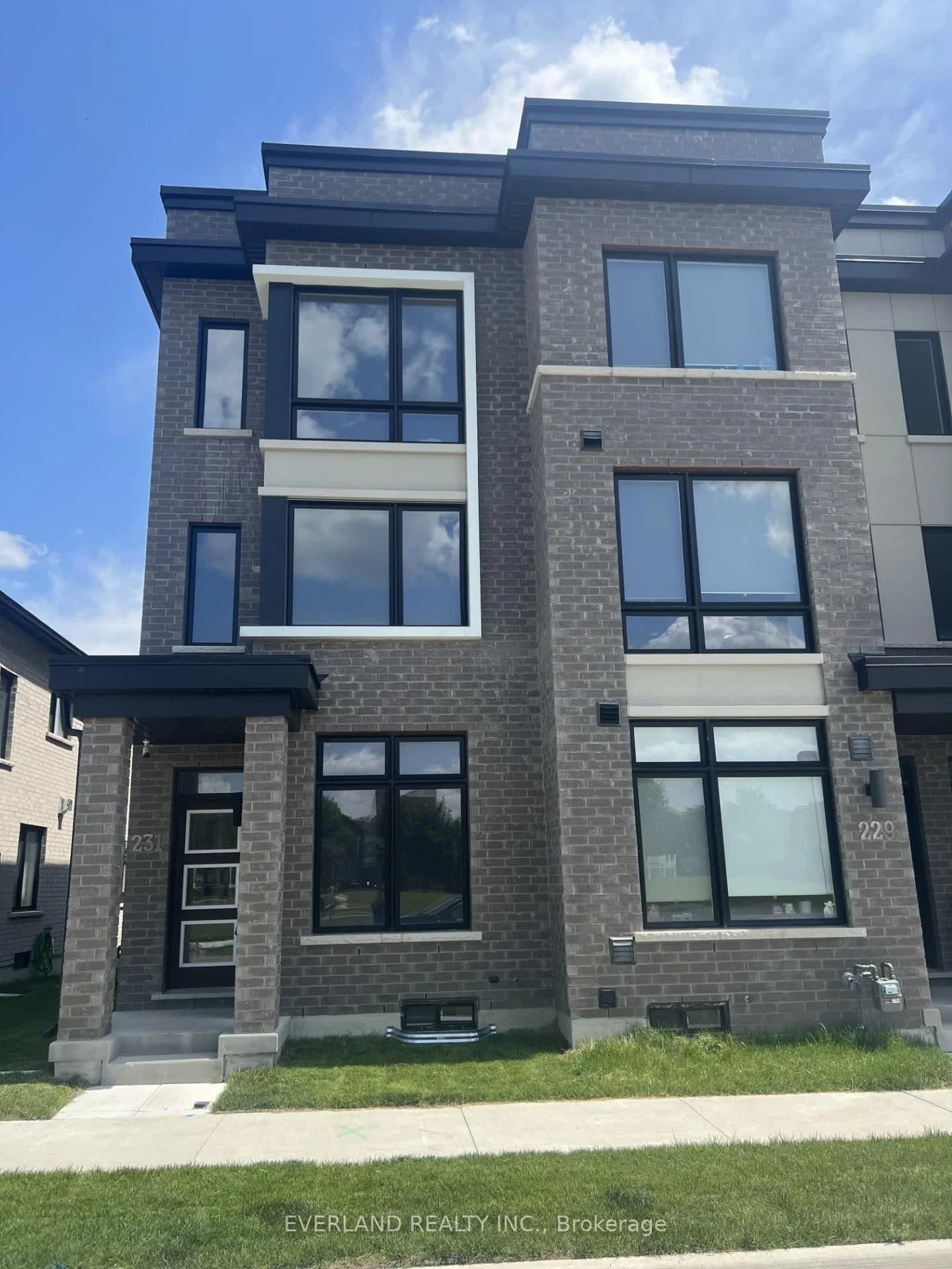 Photo of Webb Street in Markham · Cornell