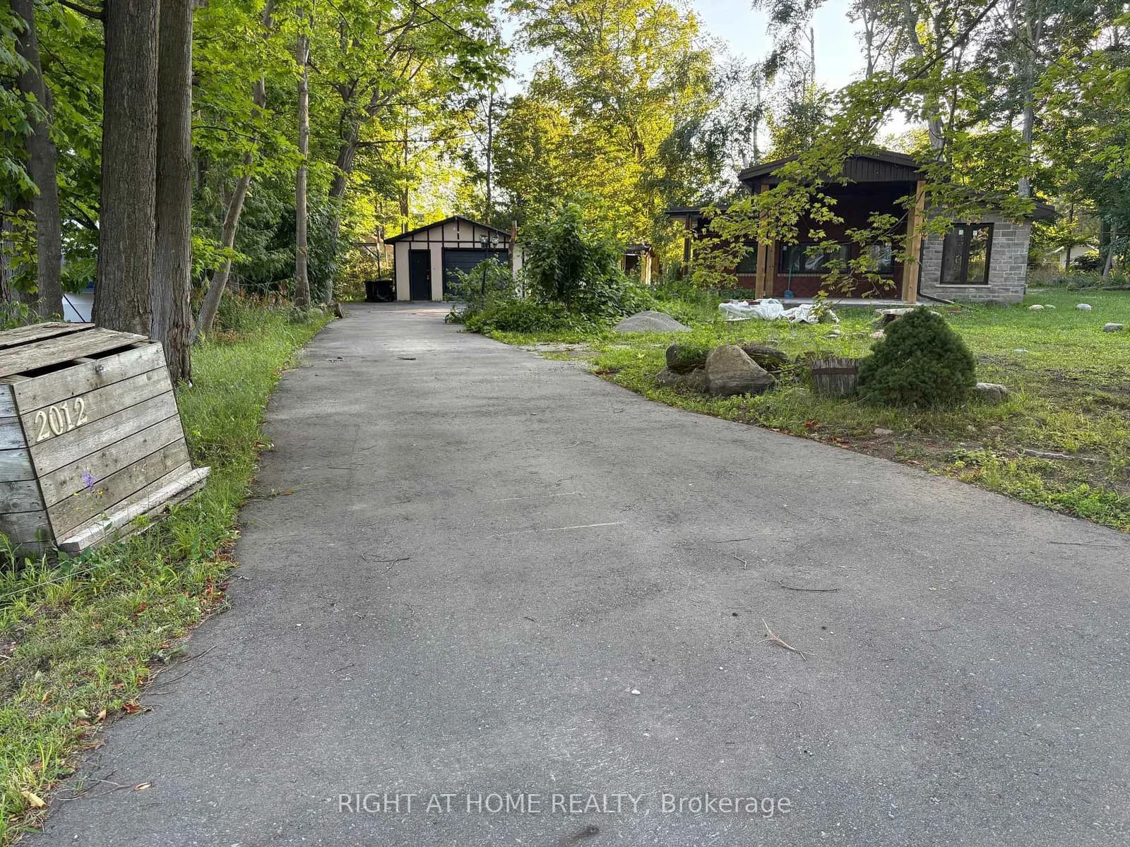 Photo of Inglewood Drive in Innisfil · Alcona