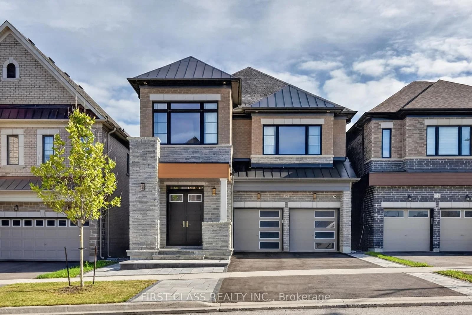 Photo of William Logan Drive in Richmond Hill · Rural Richmond Hill