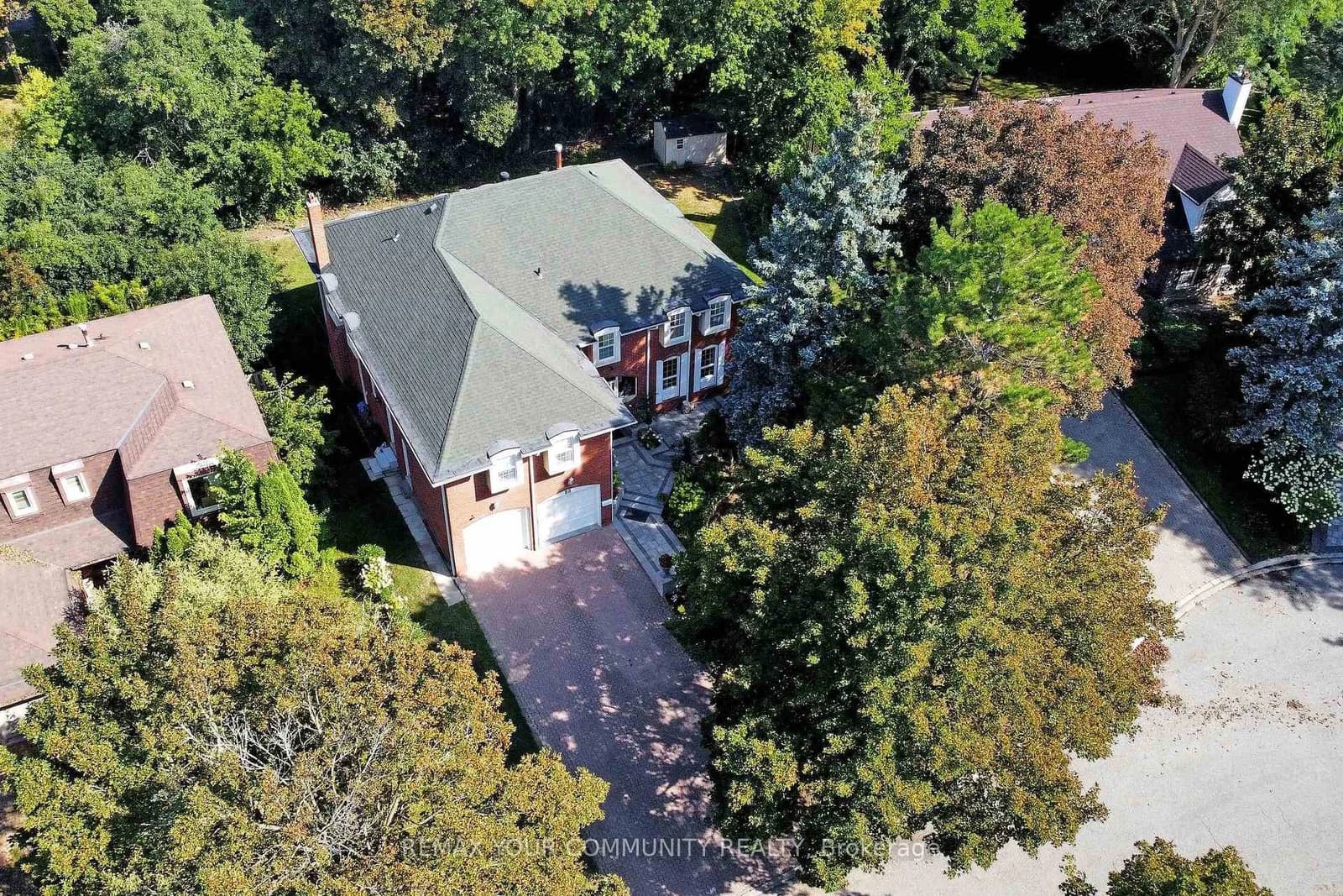 Photo of Cambridge Crescent in Richmond Hill · South Richvale