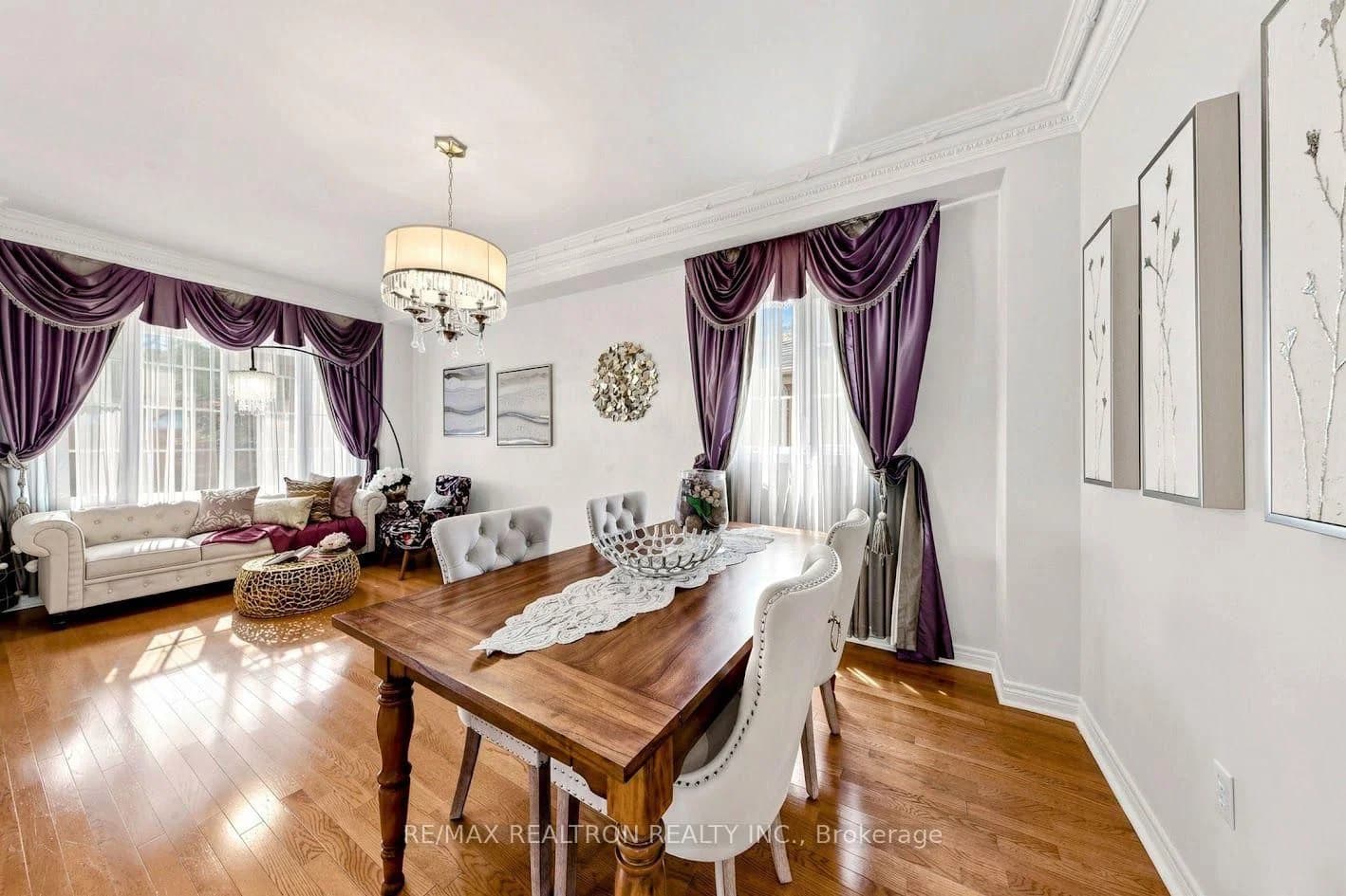 Canelli Heights Court in Vaughan · Patterson — photo 3