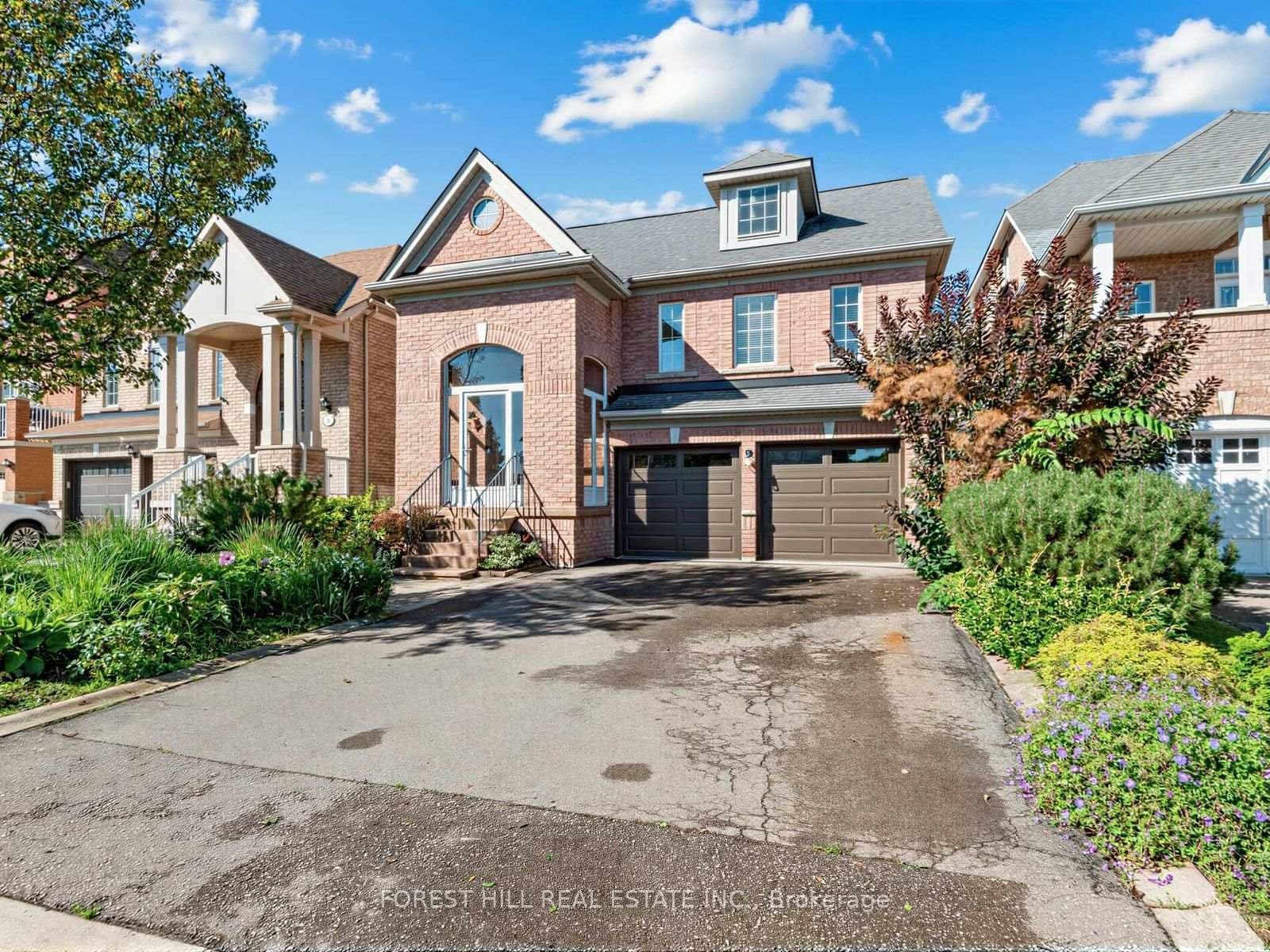 Pepperberry Road in Vaughan · Patterson — photo 2