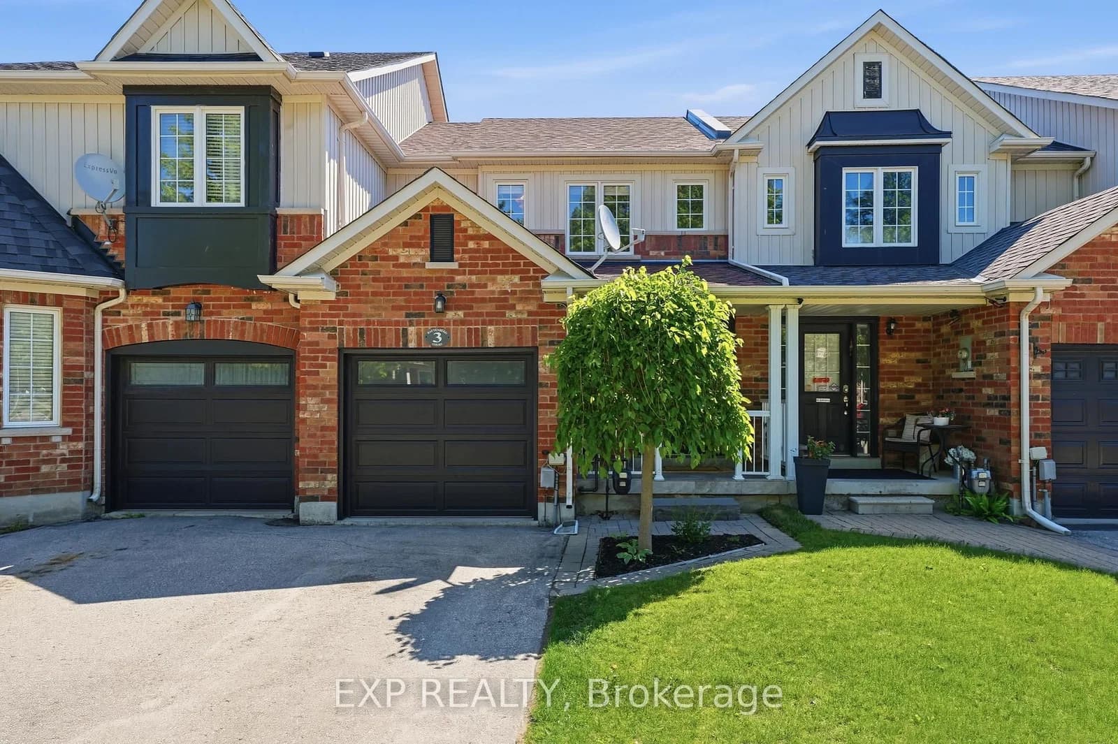 Photo of Battenberg Court in East Gwillimbury · Mt Albert