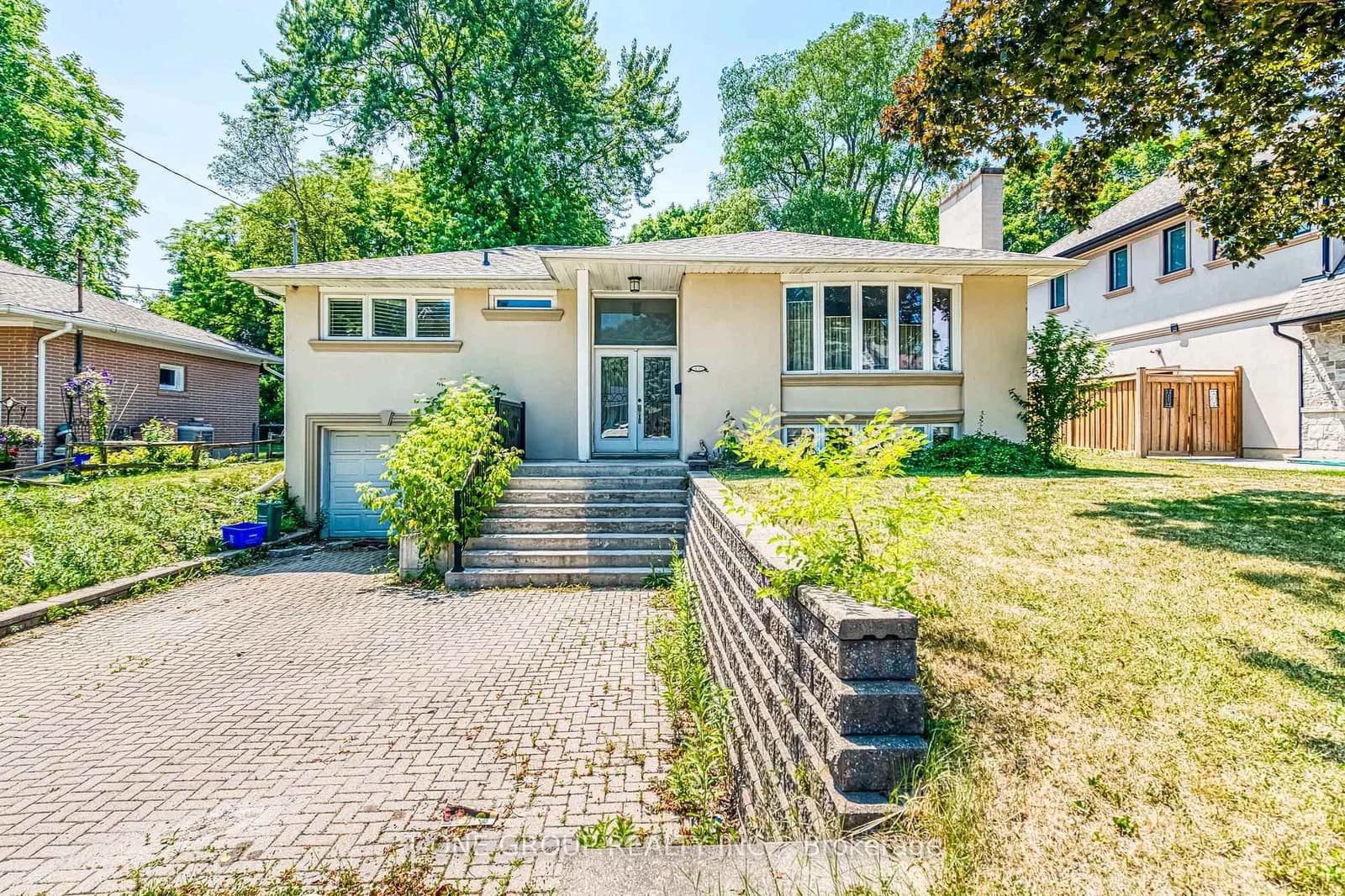 Hawkridge Avenue in Markham · Bullock — photo 3