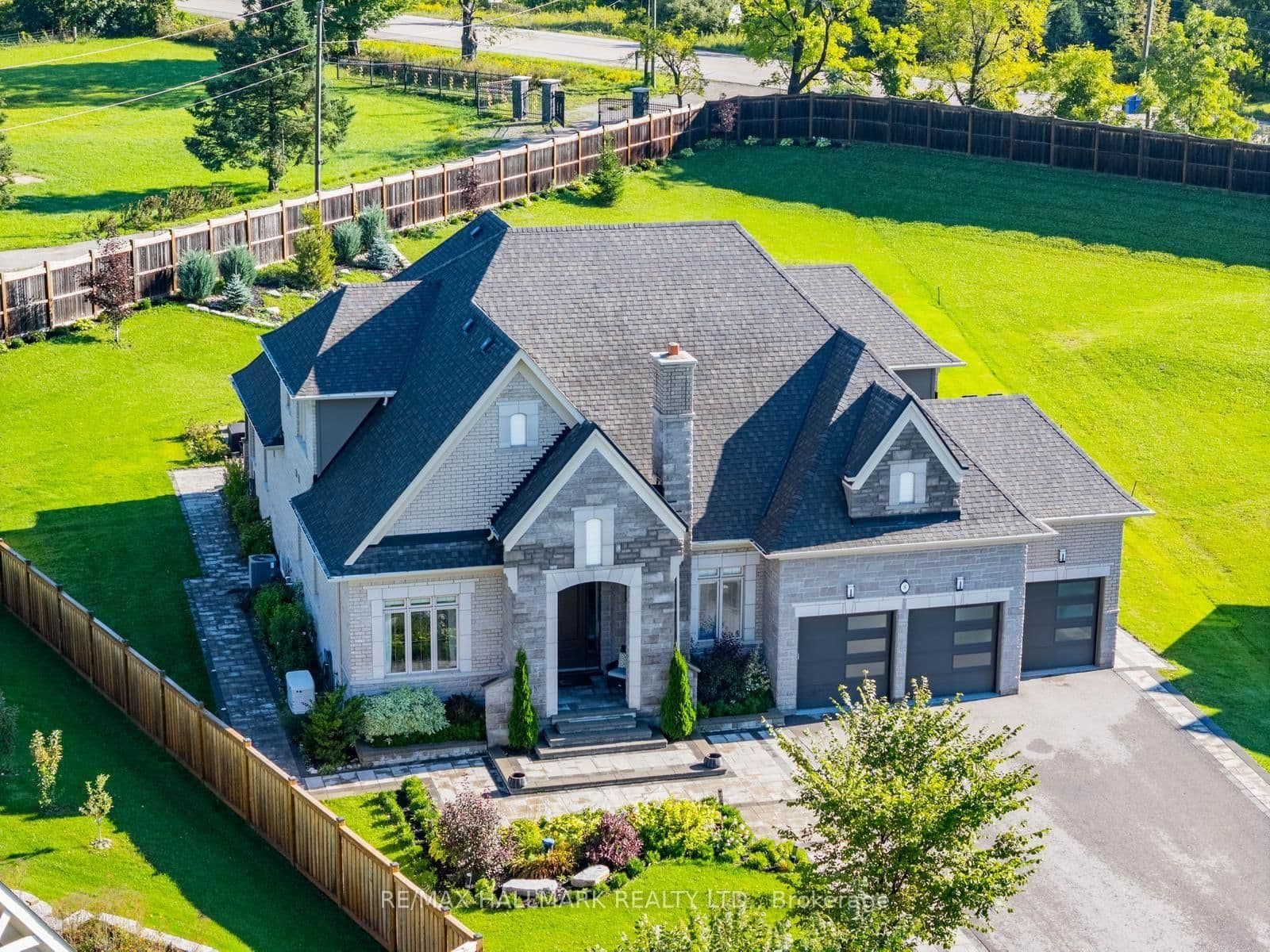 Photo of Kingstree Court in Whitchurch-Stouffville · Rural Whitchurch-Stouffville