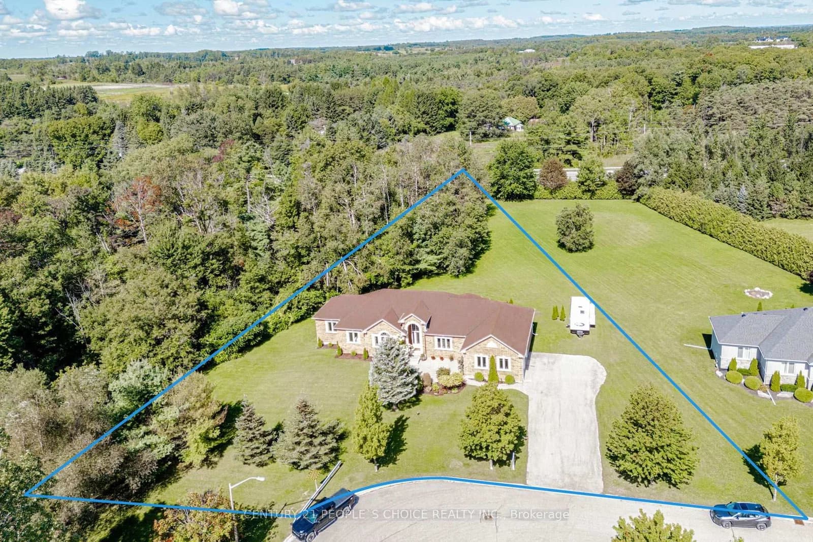 Deer Ridge Road in Uxbridge · Rural Uxbridge — photo 2