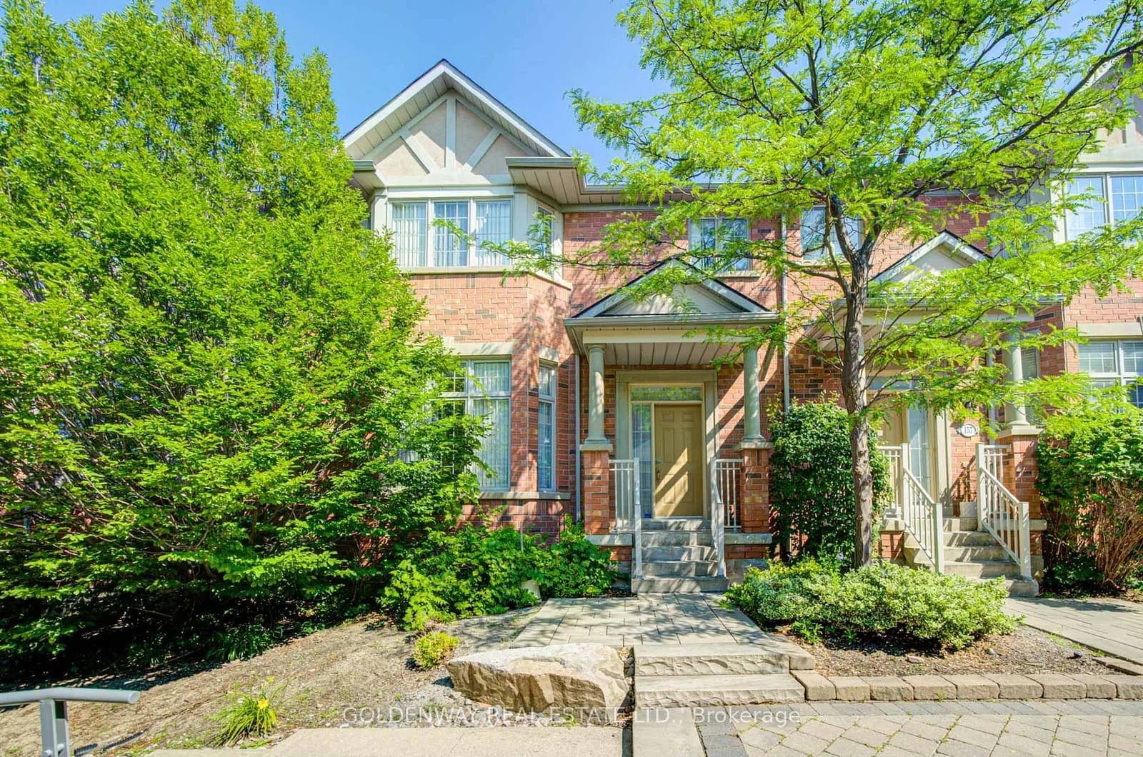 Photo of Legends Way in Markham · Unionville